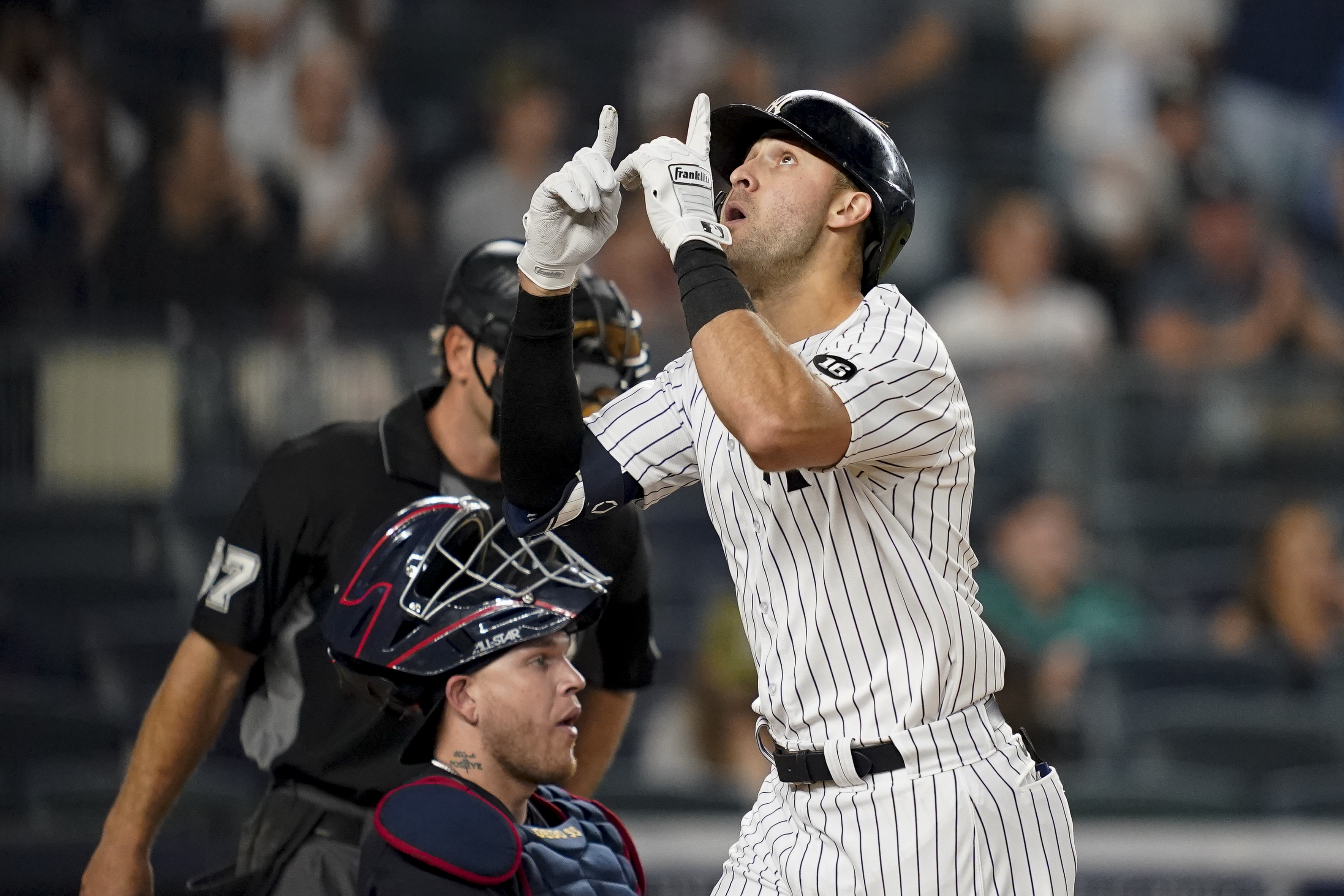 Joey Gallo homers, doubles and singles in major league debut