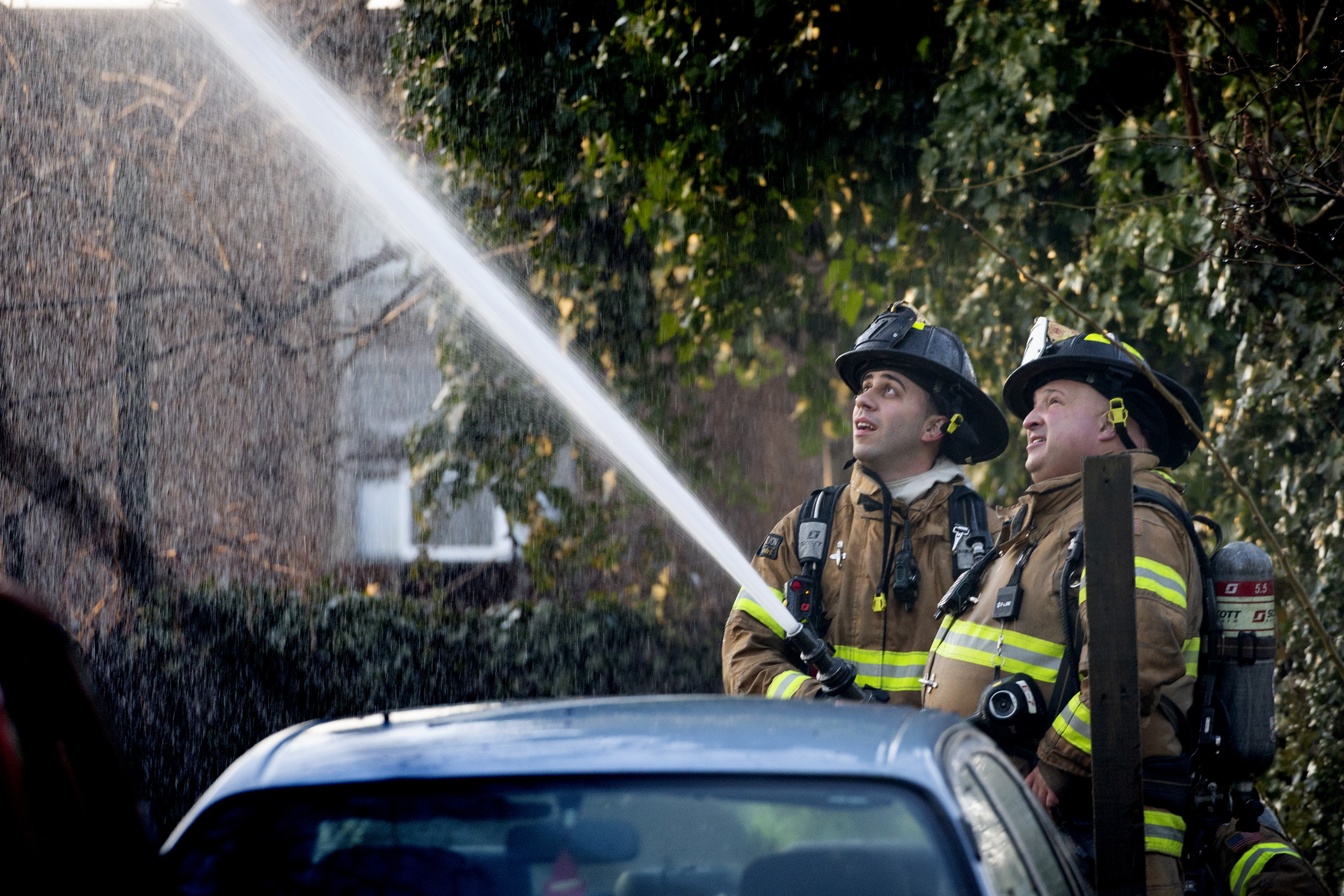 Four alarm fire destroys five homes in Jersey City - nj.com