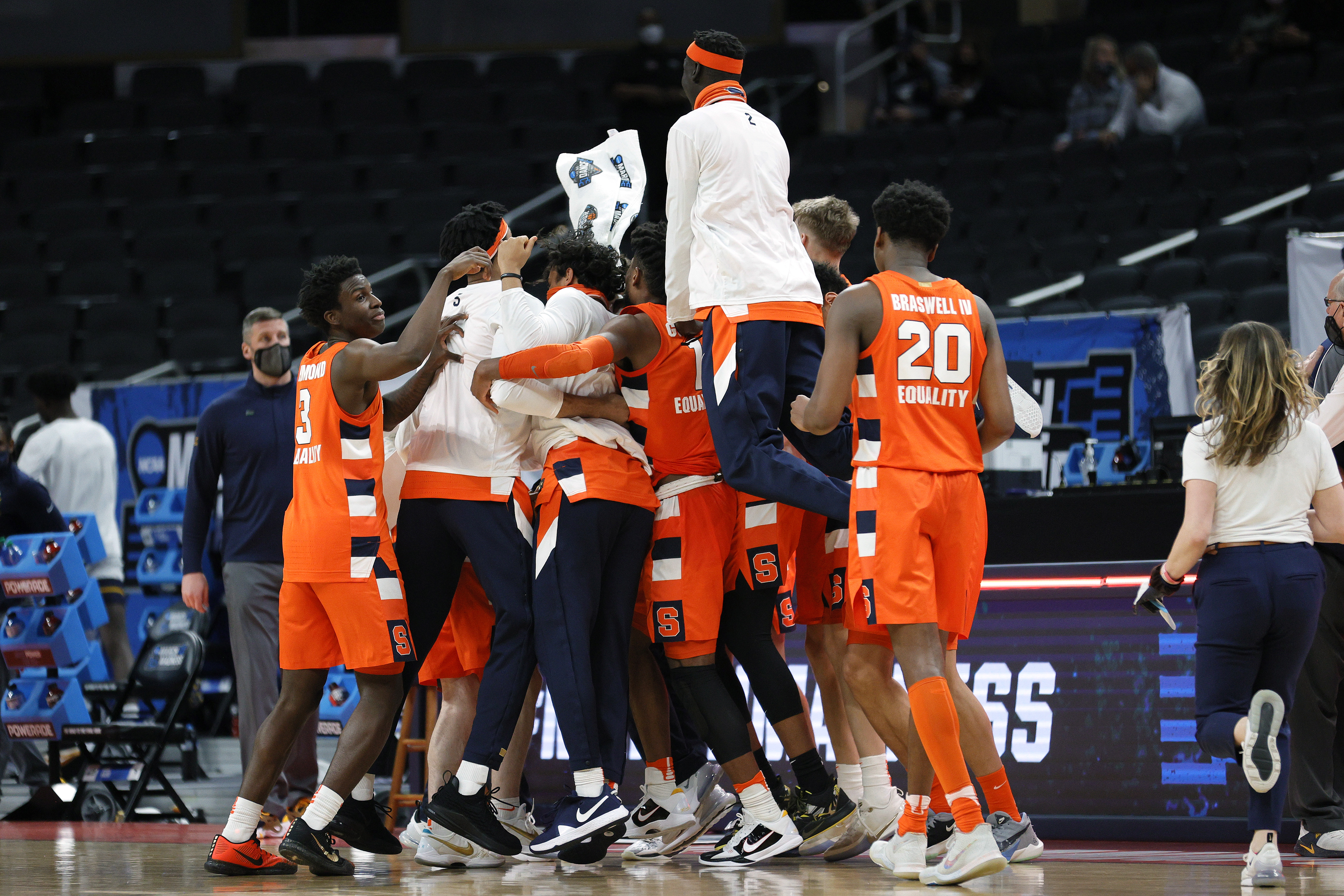 SU Defeats Western New England at First Home Game of the Season