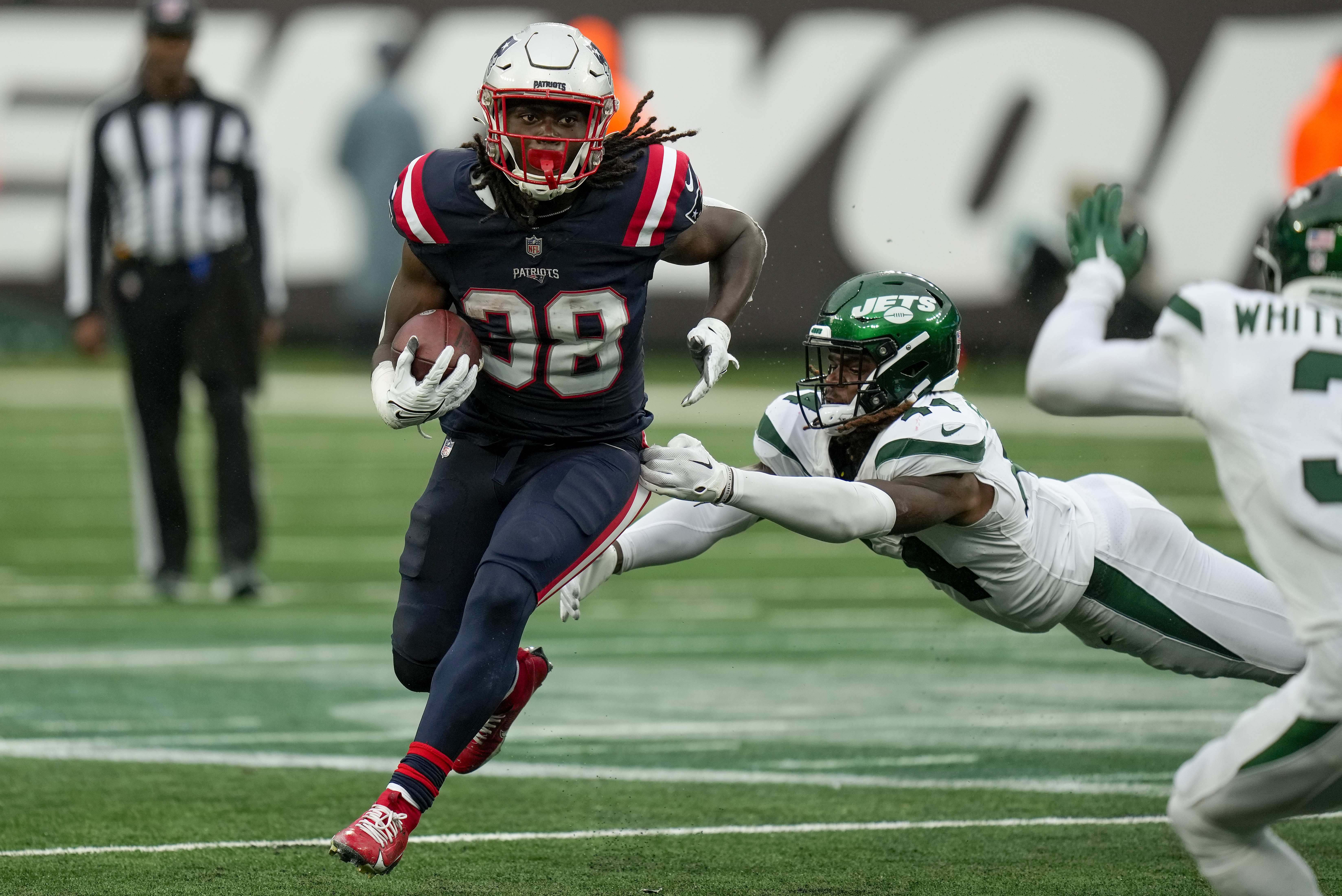 New England Patriots cornerback Christian Gonzalez during an NFL preseason  football game against the Houston Texans at Gillette Stadium, Thursday,  Aug. 10, 2023 in Foxborough, Mass. (Winslow Townson/AP Images for Panini  Stock