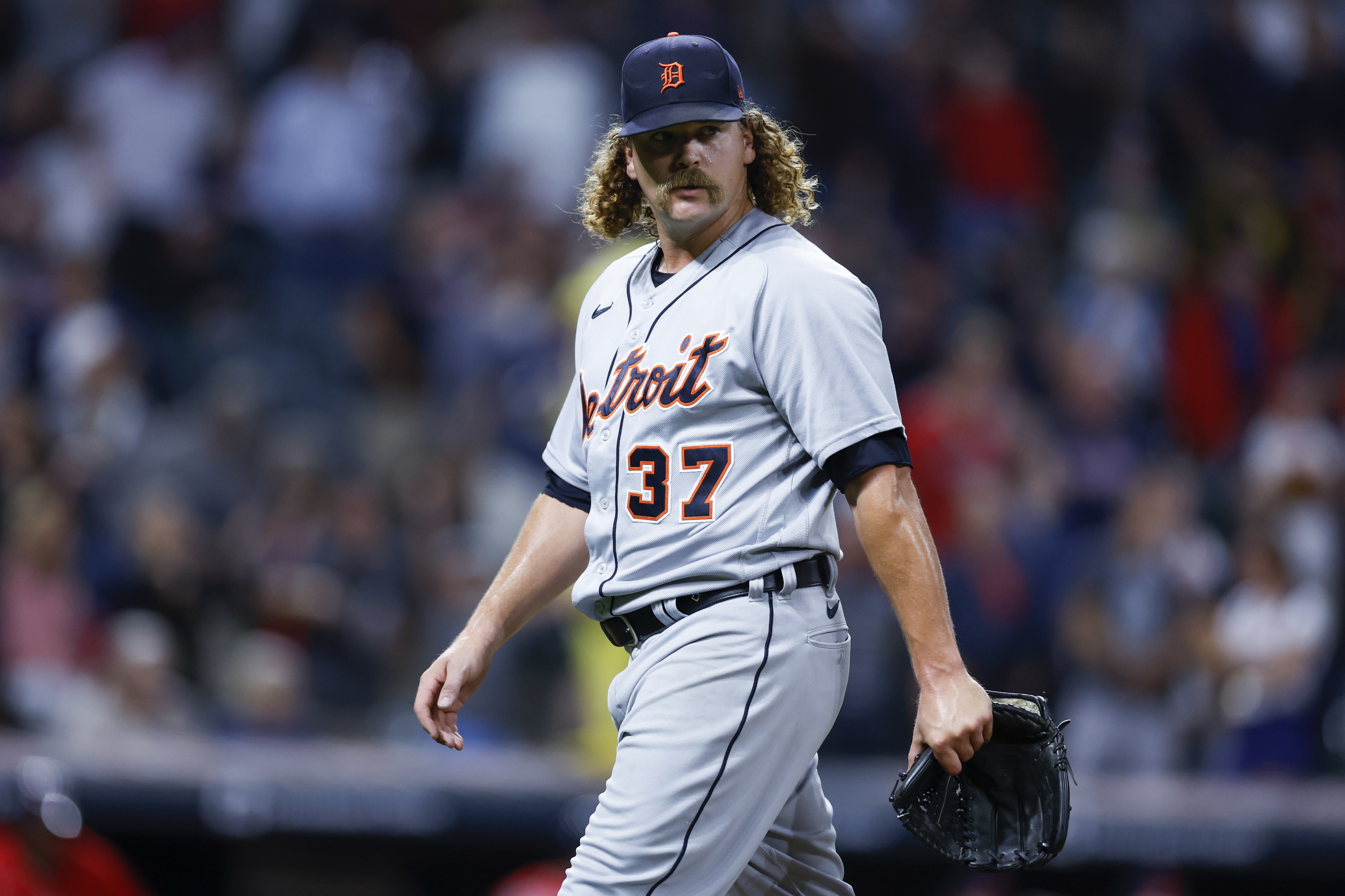 Tigers' Andrew Chafin looking to bounce back after 'wake-up call' in 2023 - mlive.com