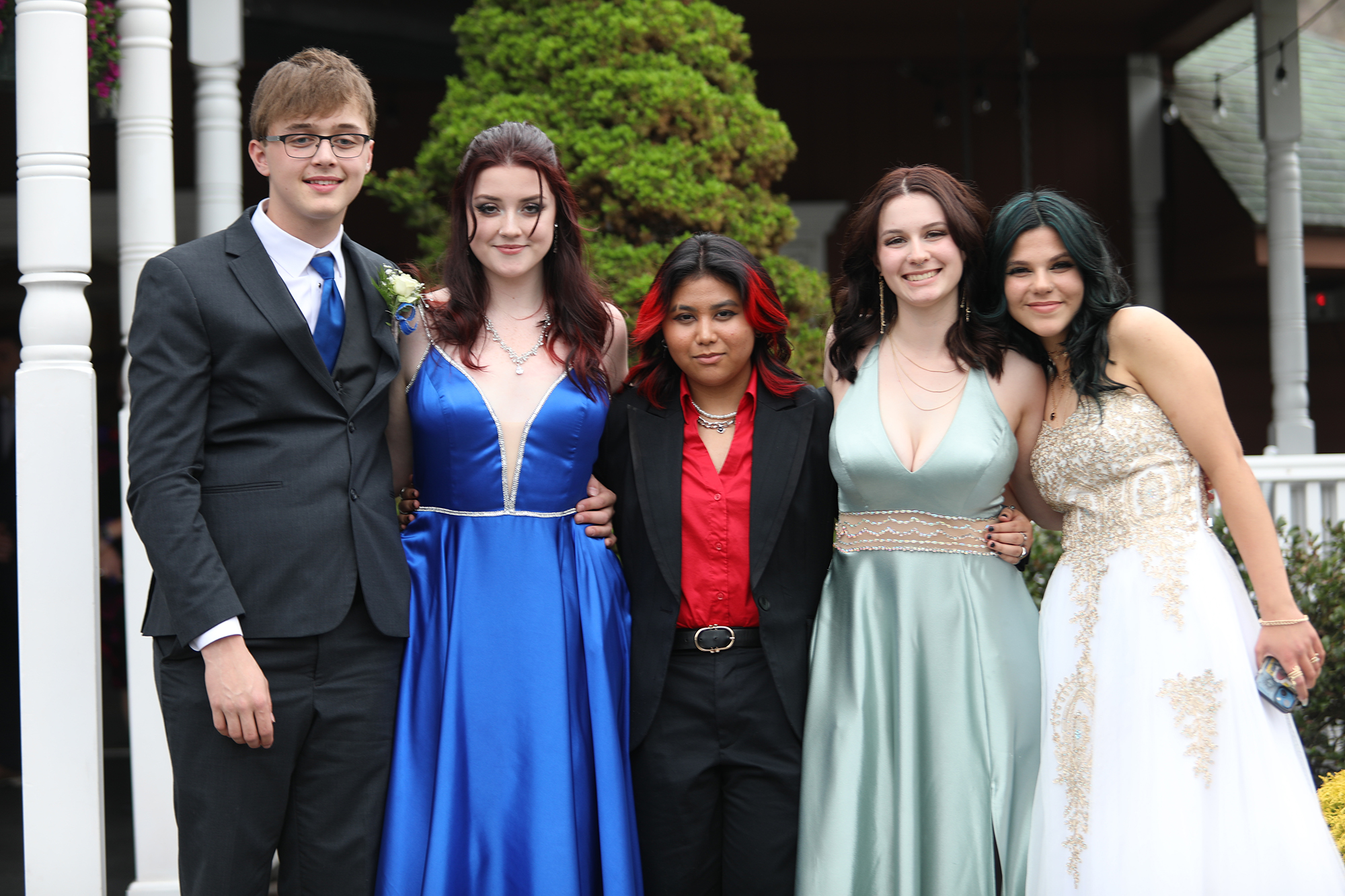 2022 prom photos Ludlow High School prom at Log Cabin