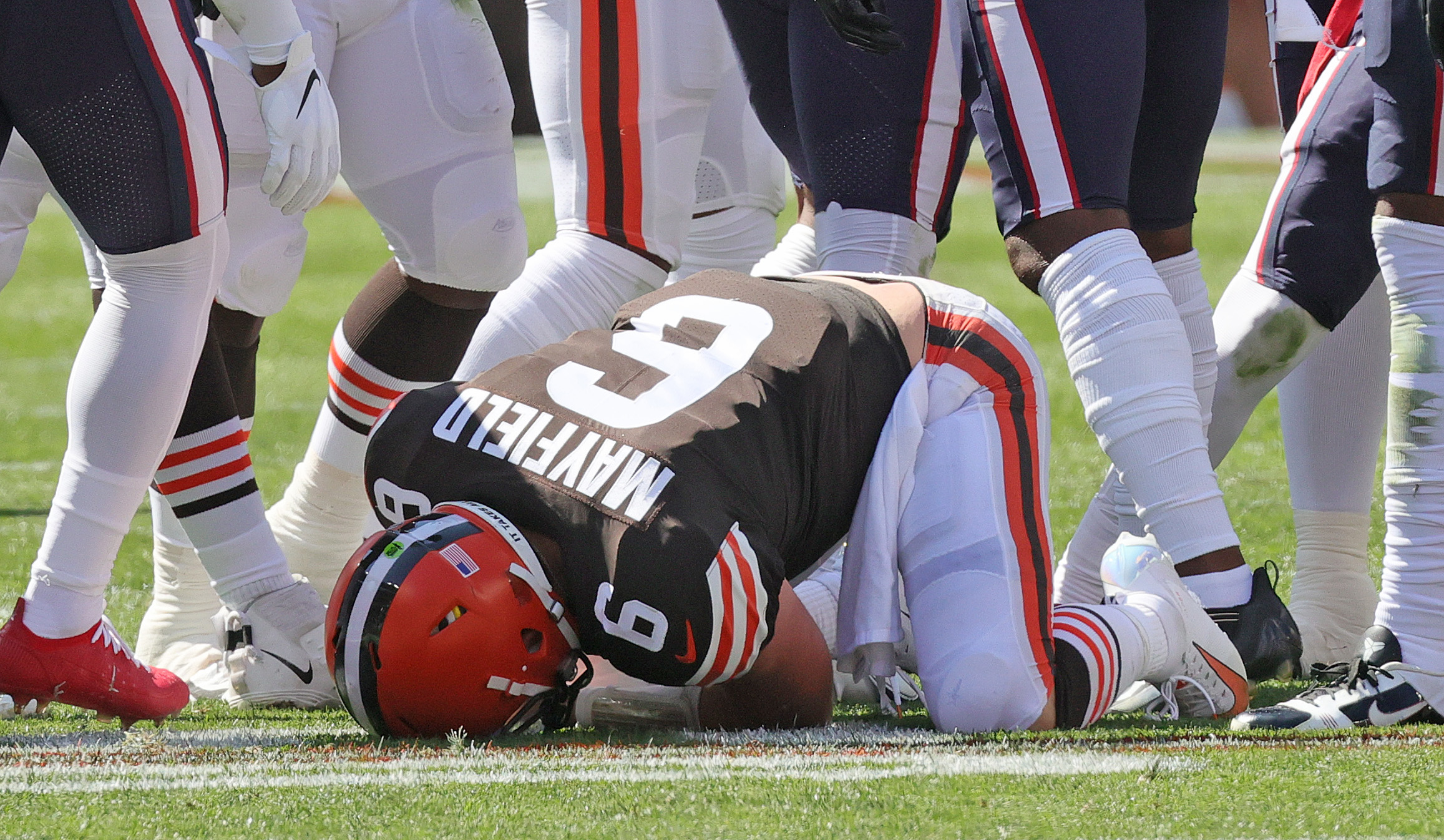 Baker Mayfield 'Sore' After Suffering Shoulder Injury vs. Texans