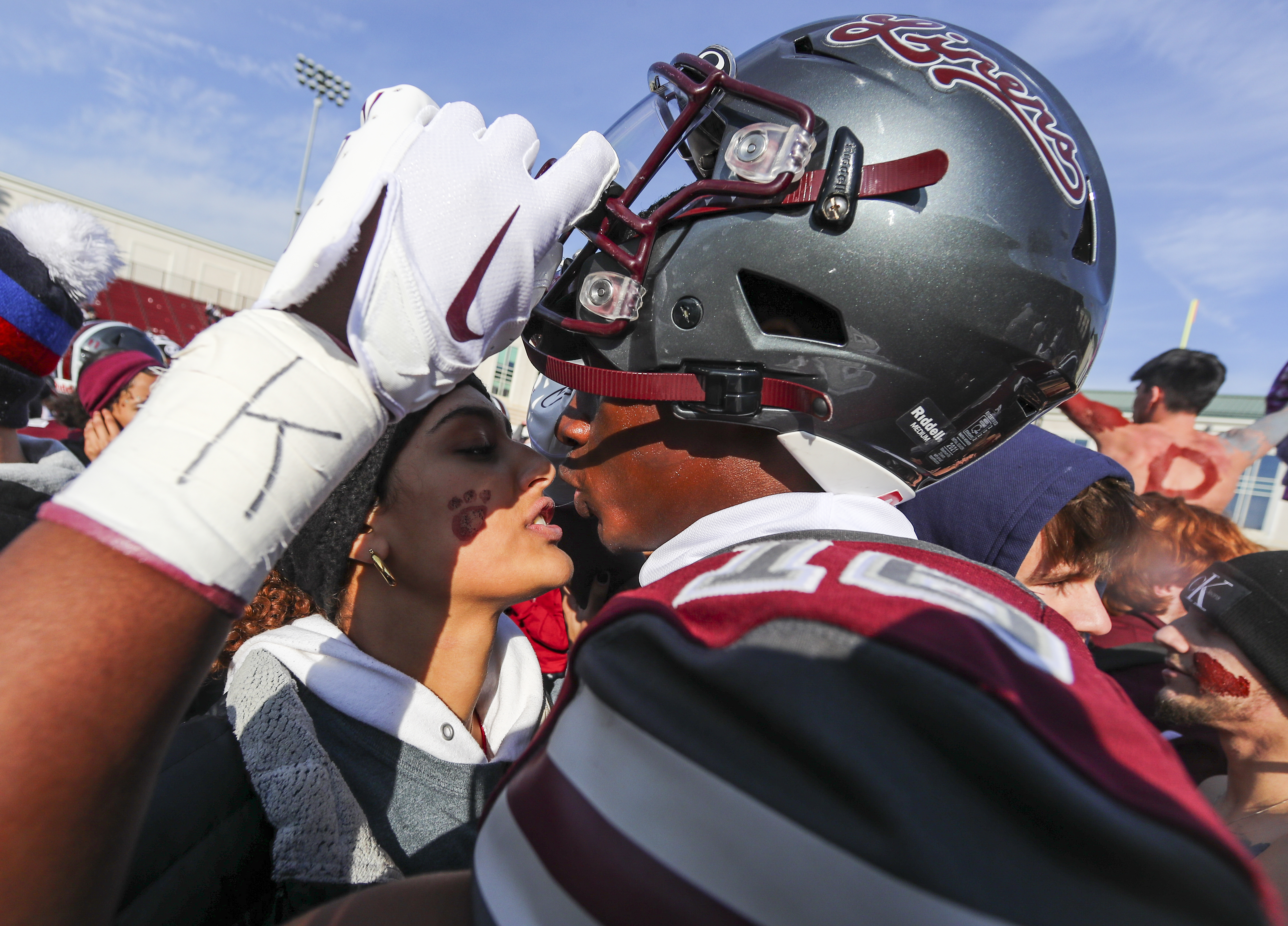 Scores from the 2022 Thanksgiving Day high school football games