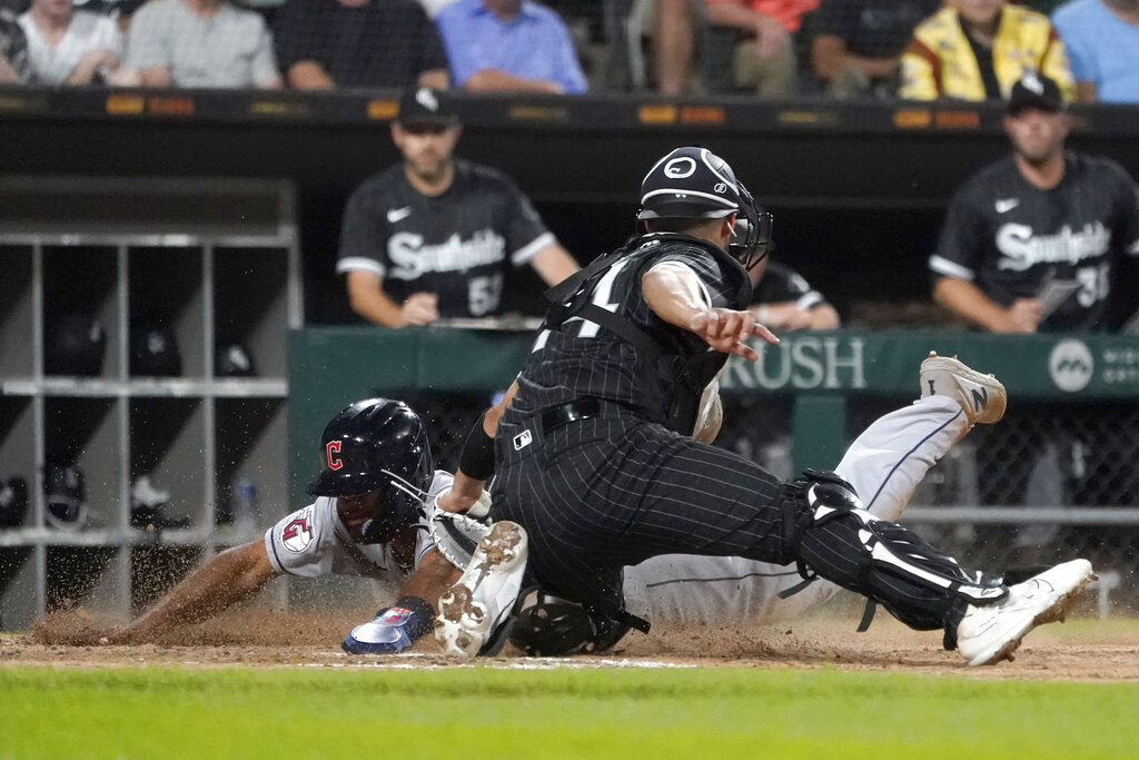 WKYC 3News on X: POP THE CHAMPAGNE!!! 🍾 The White Sox just lost in  Chicago, meaning your Cleveland #Guardians are AL Central Division champions  ⚾🙌😄 #ForTheLand READ MORE:    / X