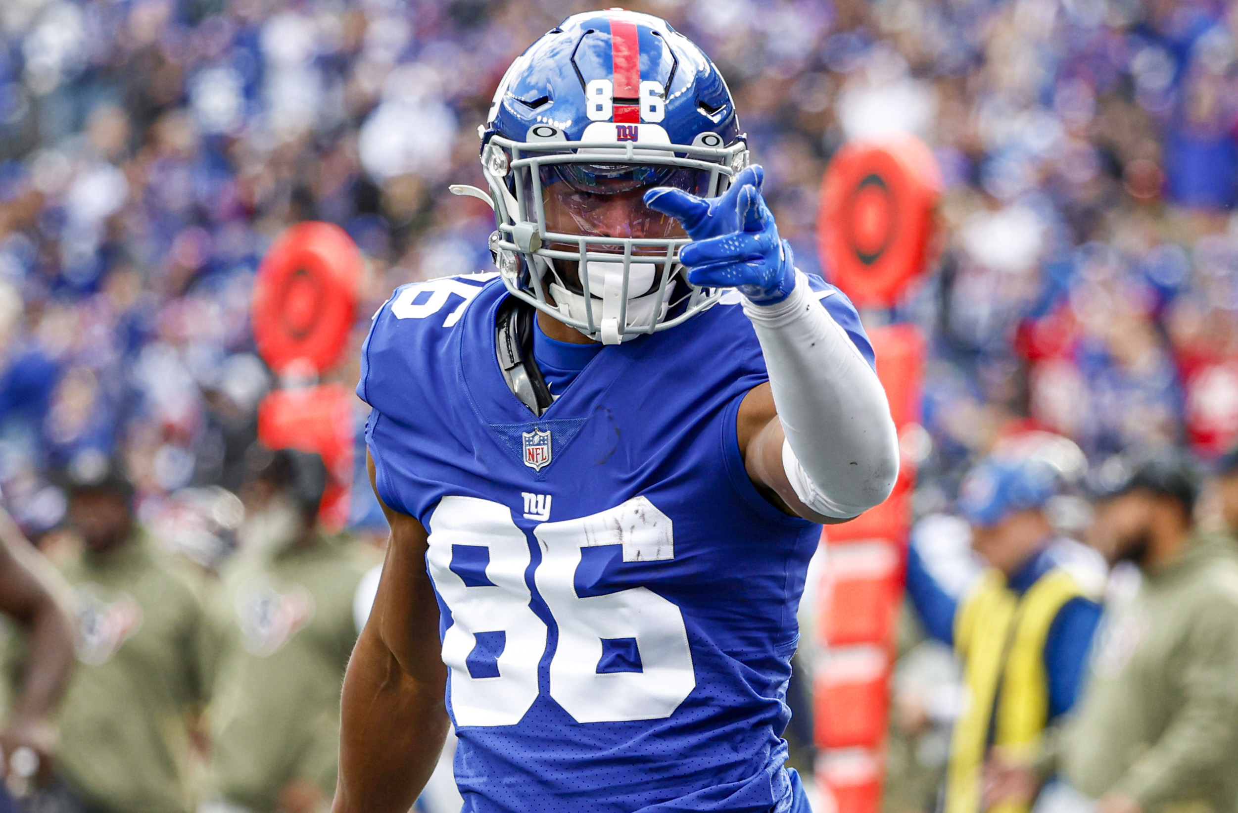 NFL Week 10: N.Y. Giants defeat Houston Texans, 24-16 