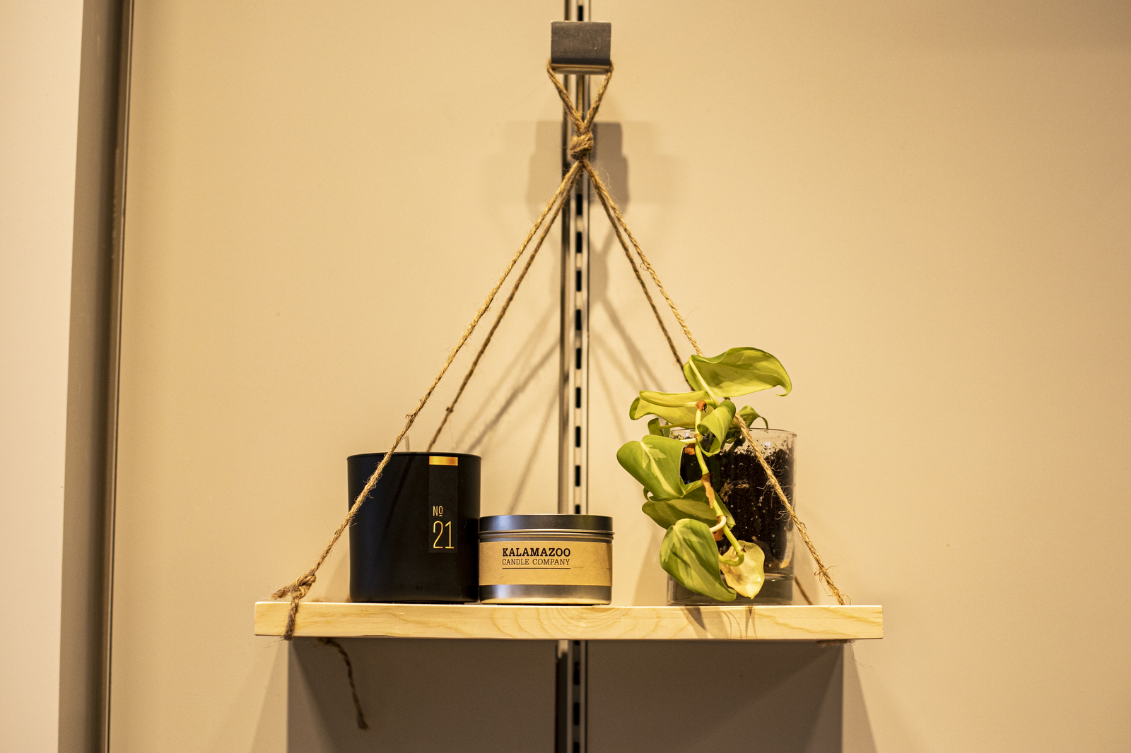 Kalamazoo Candle Company opens third brick and motar location in