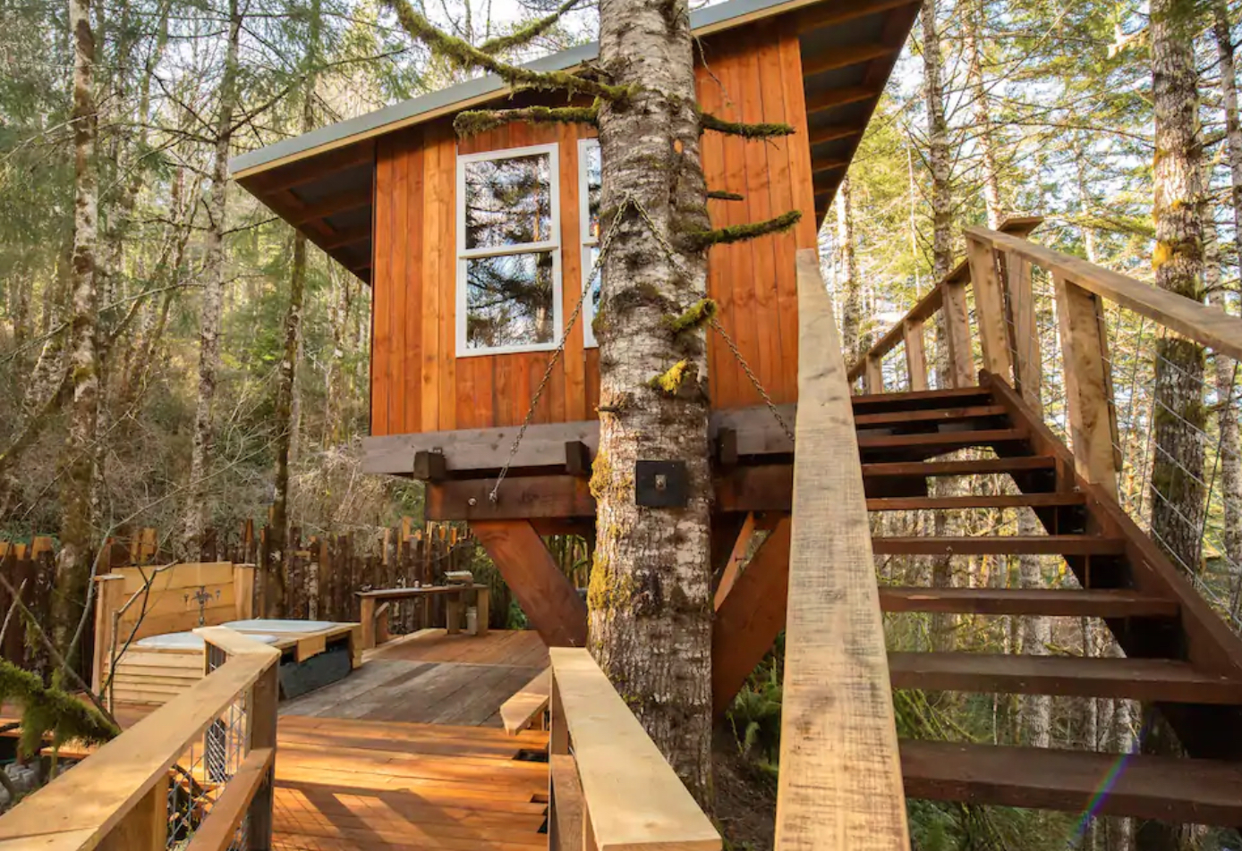 Tiny House Living: The Essential Guide For Living In Small Spaces - Inman