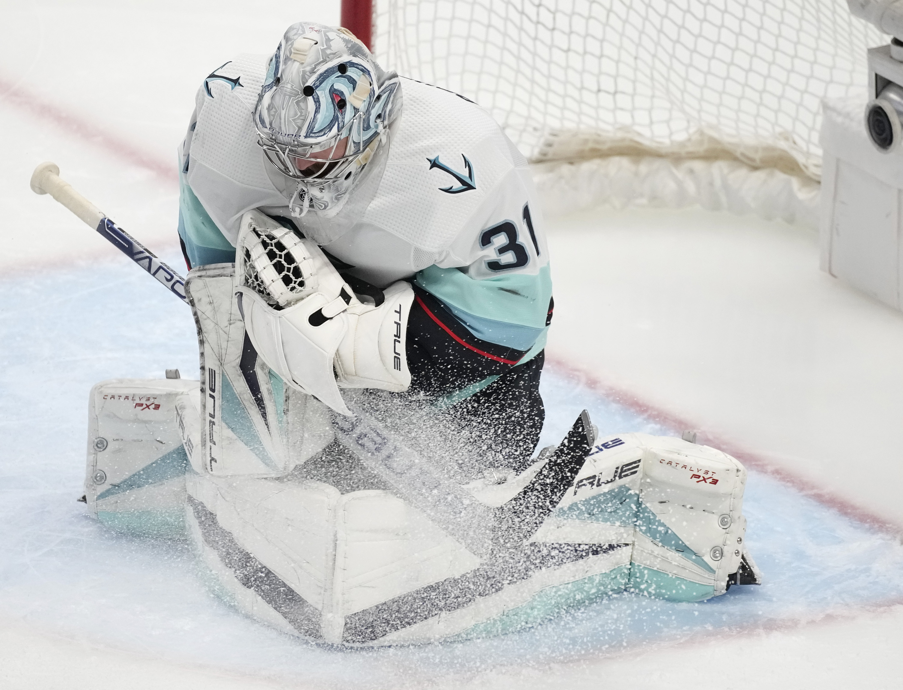 Seattle Kraken need Philipp Grubauer at top of his game in 1st