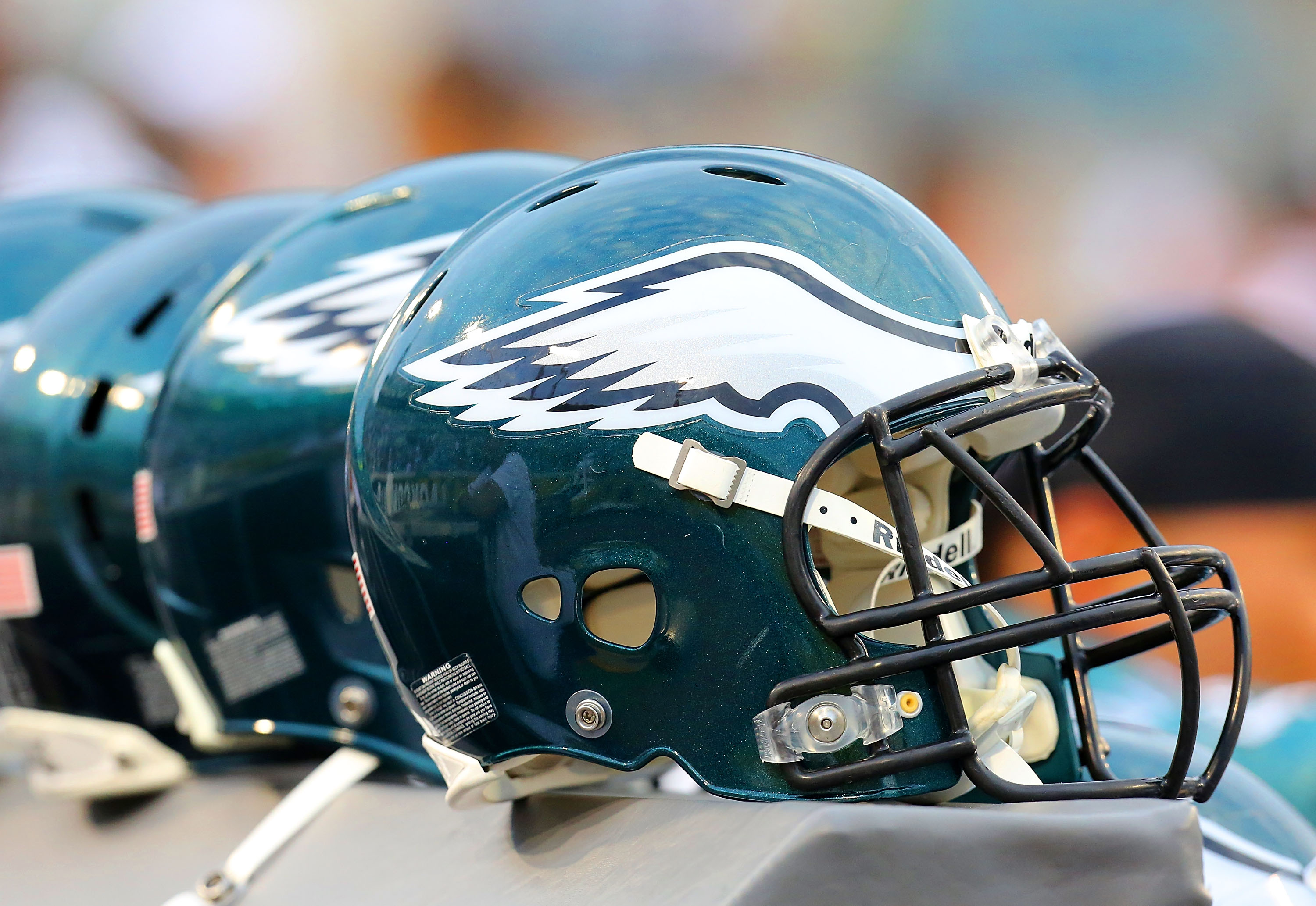 Eagles Hall of Famer, former NFL champion has died: reports