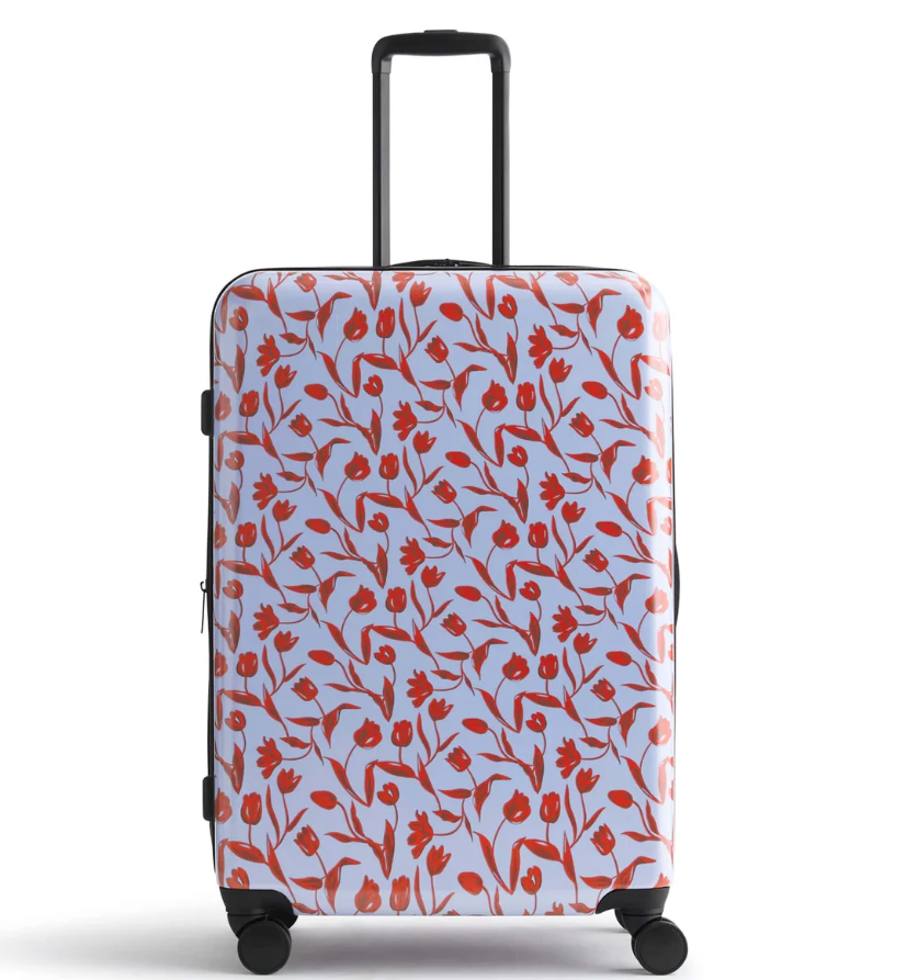 Traveling this summer? Vera Bradley Outlet is having a major deal