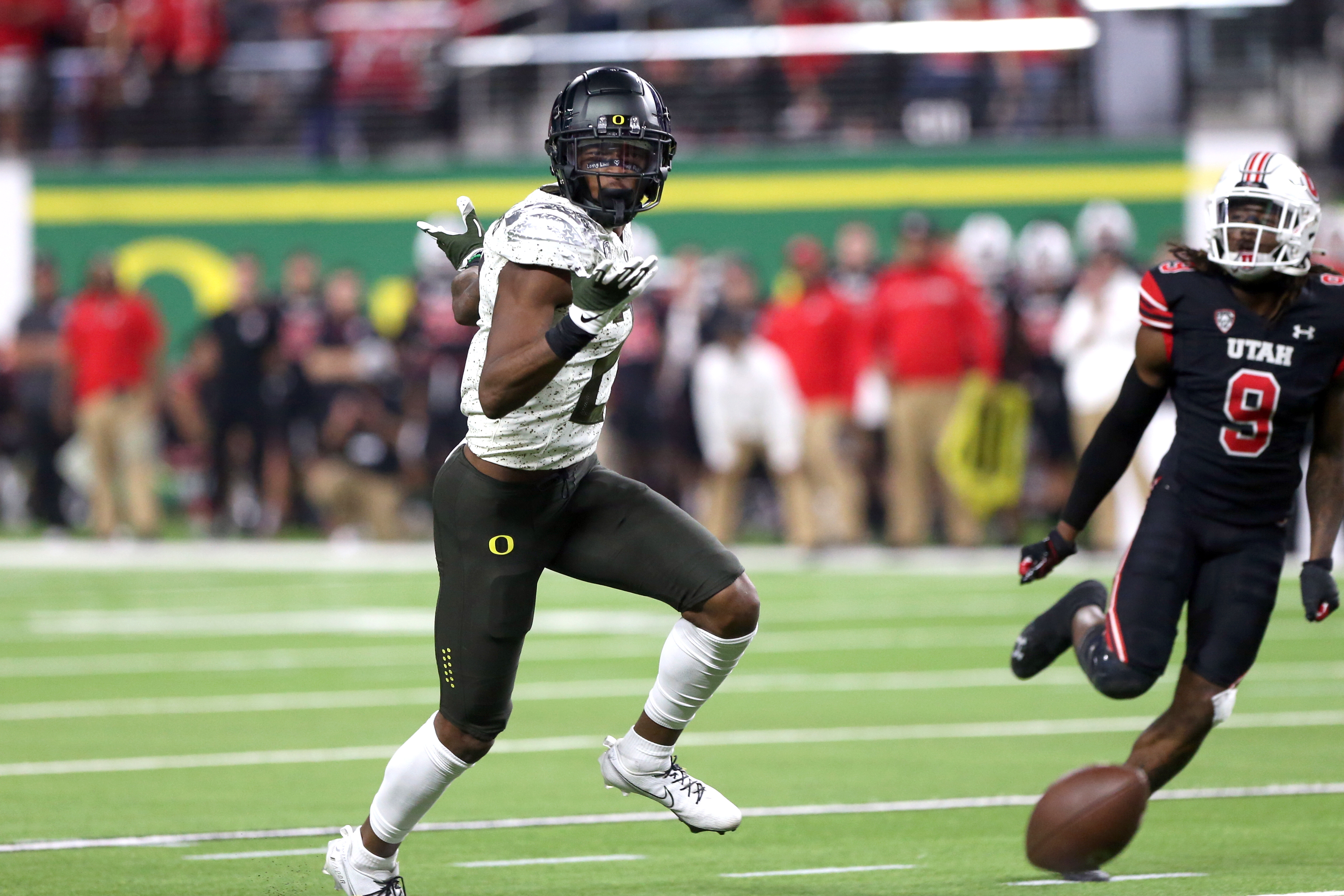 CJ Verdell, Oregon Ducks run over Utah for Pac-12 Championship