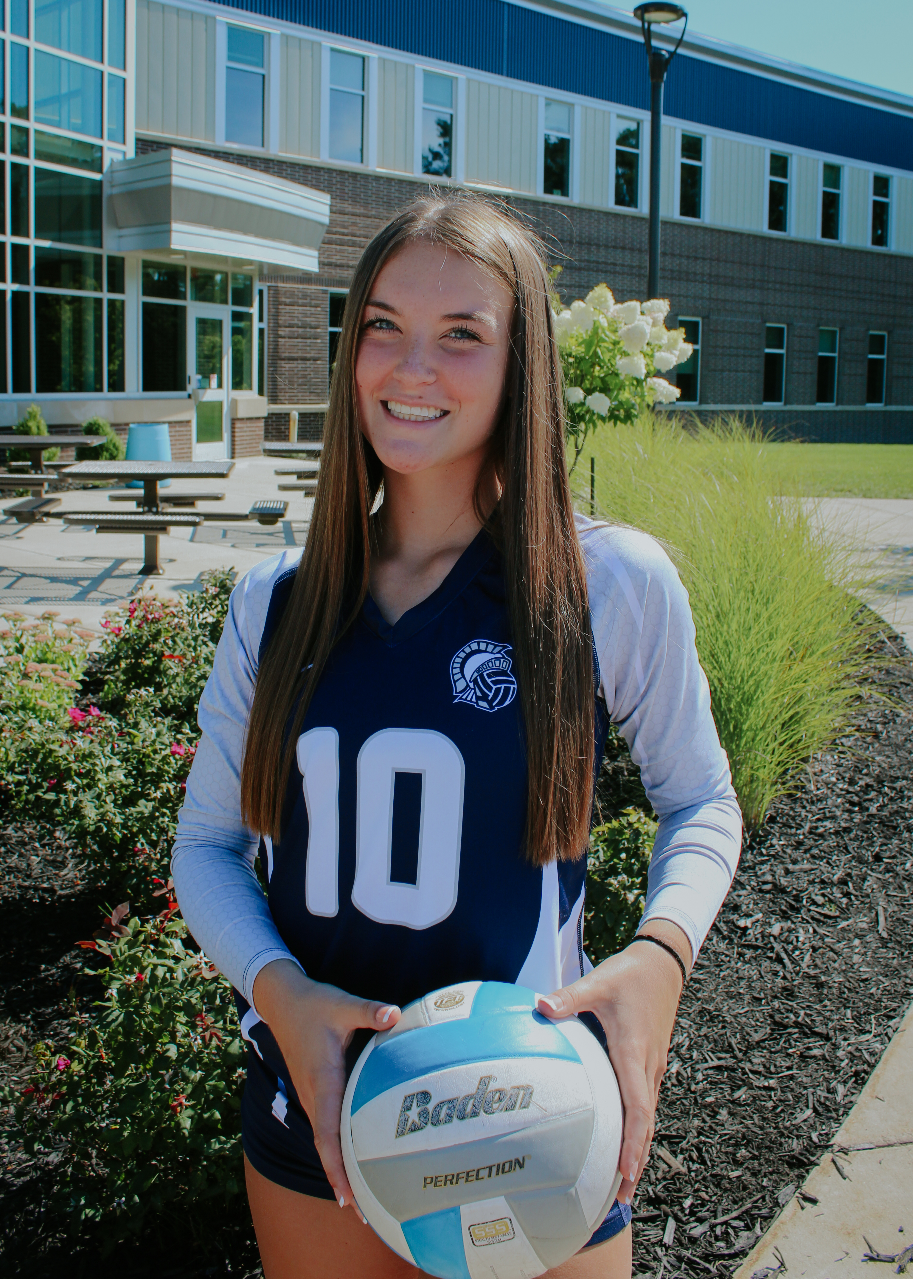 Senior libero sets the tone for Fruitport volleyball in storybook playoff  run - mlive.com