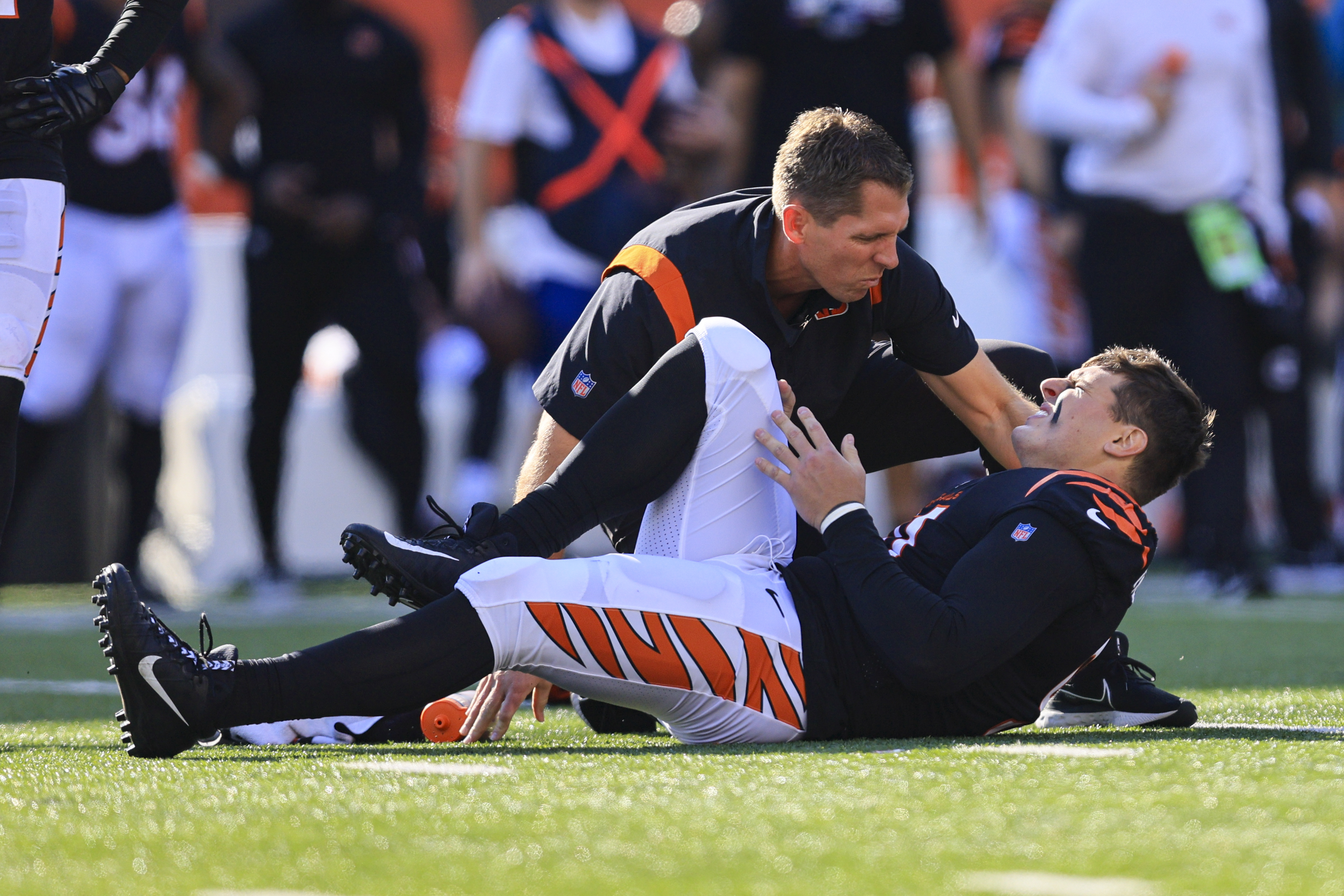 Bengals stomp Falcons, 35-17, as Joe Burrow, offense explode for a big day  