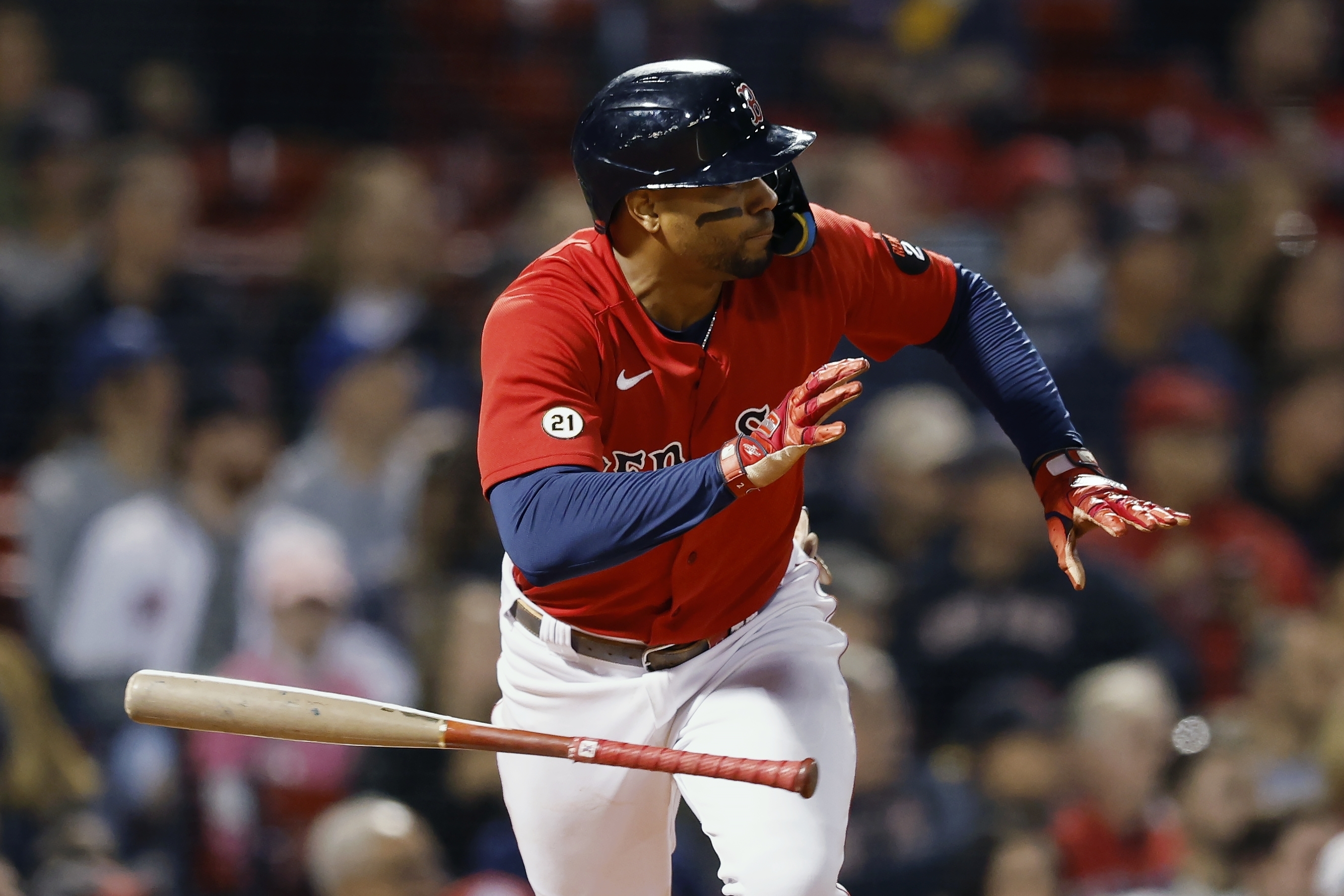 Red Sox: Xander Bogaerts reacts to his game-changing relay throw