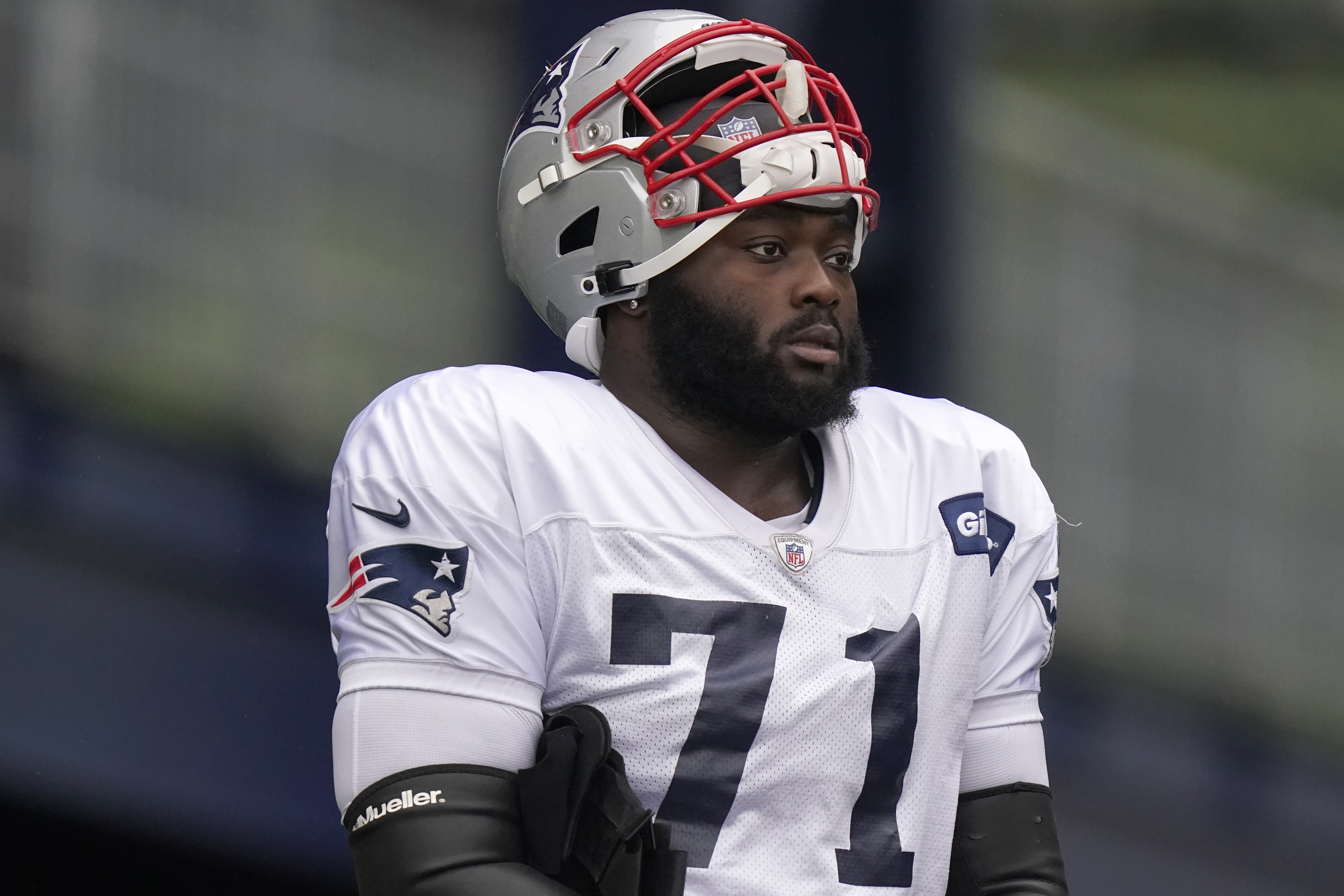 Patriots Mike Onwenu Surprisingly Makes All-Under-25 Team