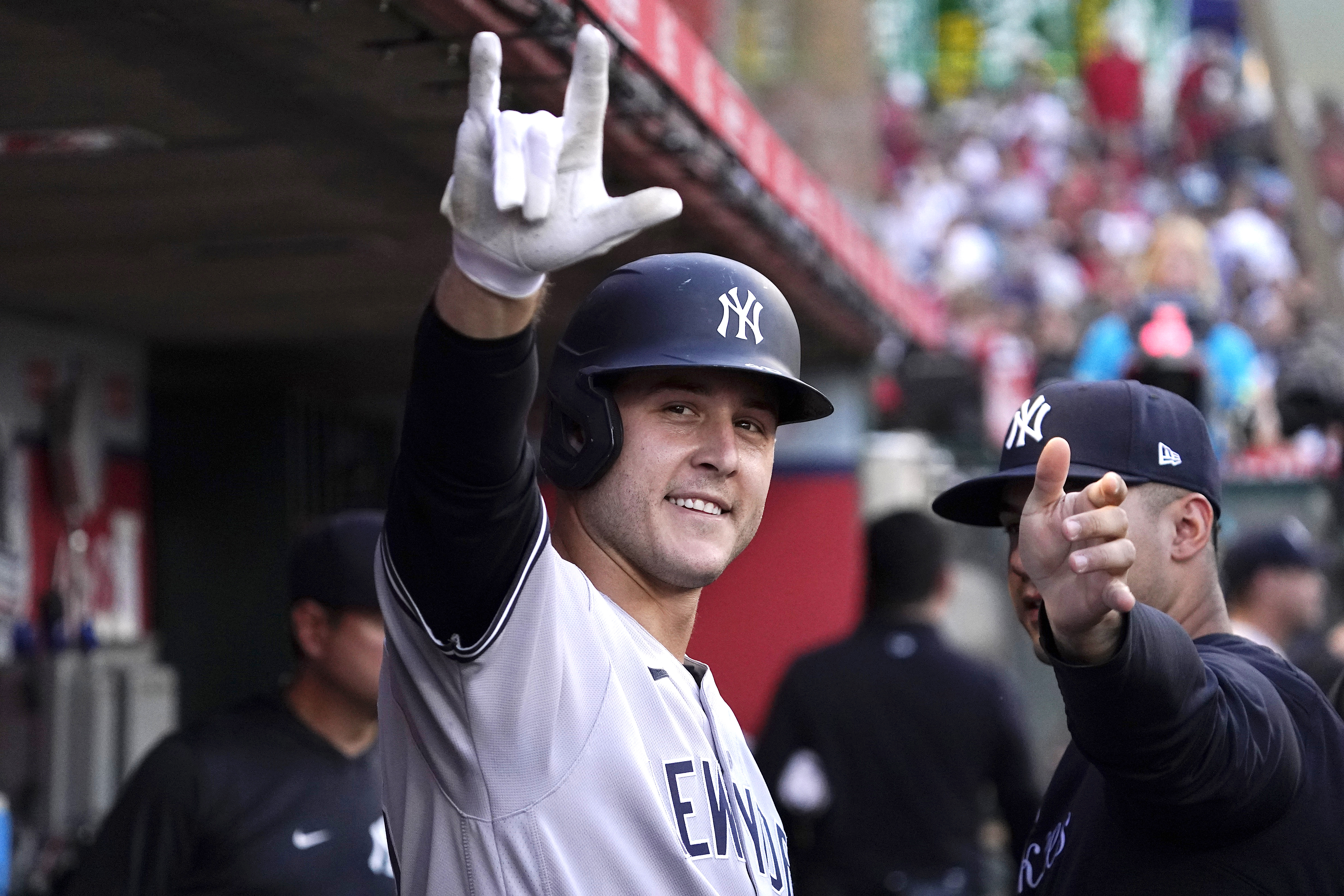Yankees send Anthony Rizzo to IL, promote  yankees jersey