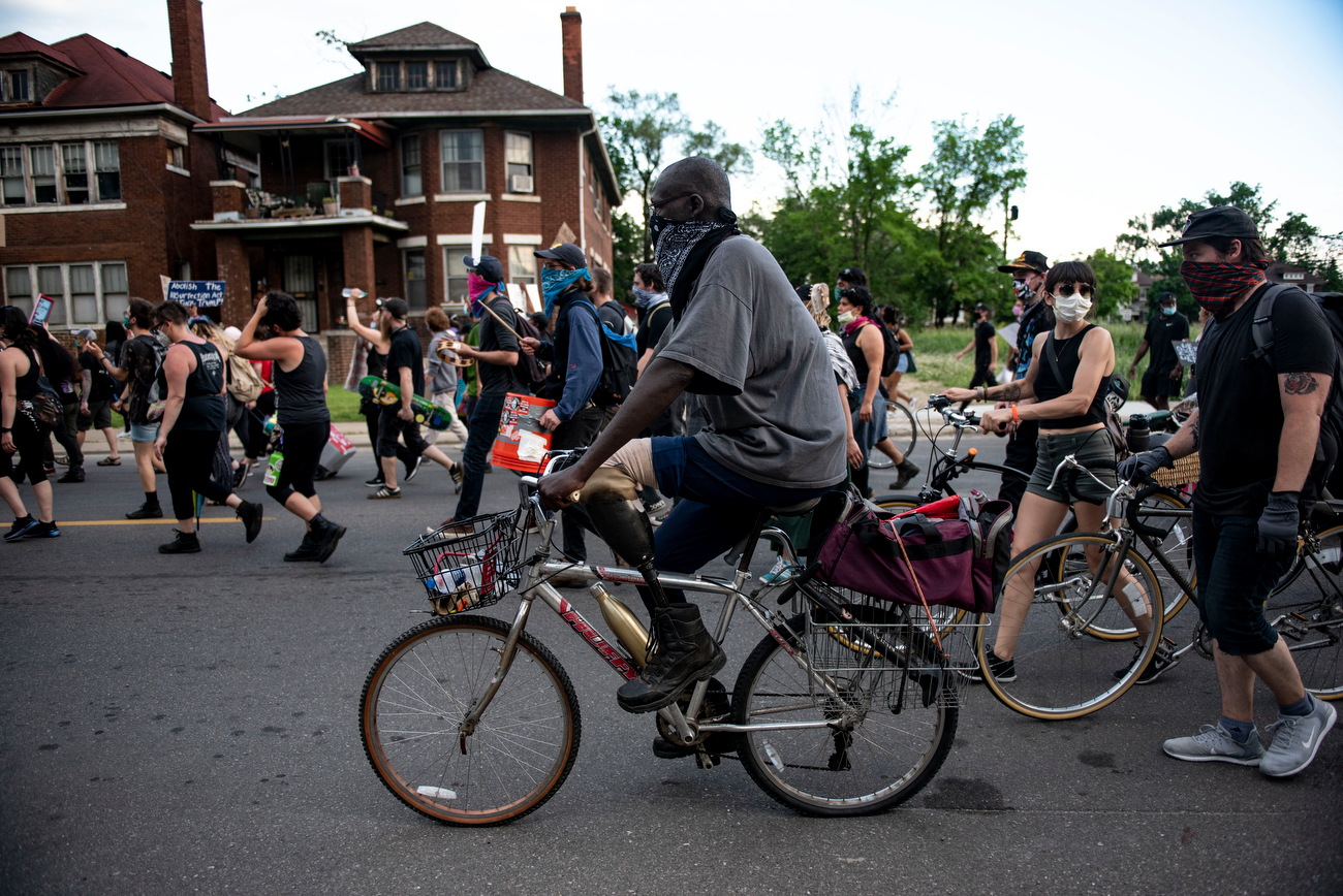Detroit protesters march to site where 1967 riot began in eighth day of ...
