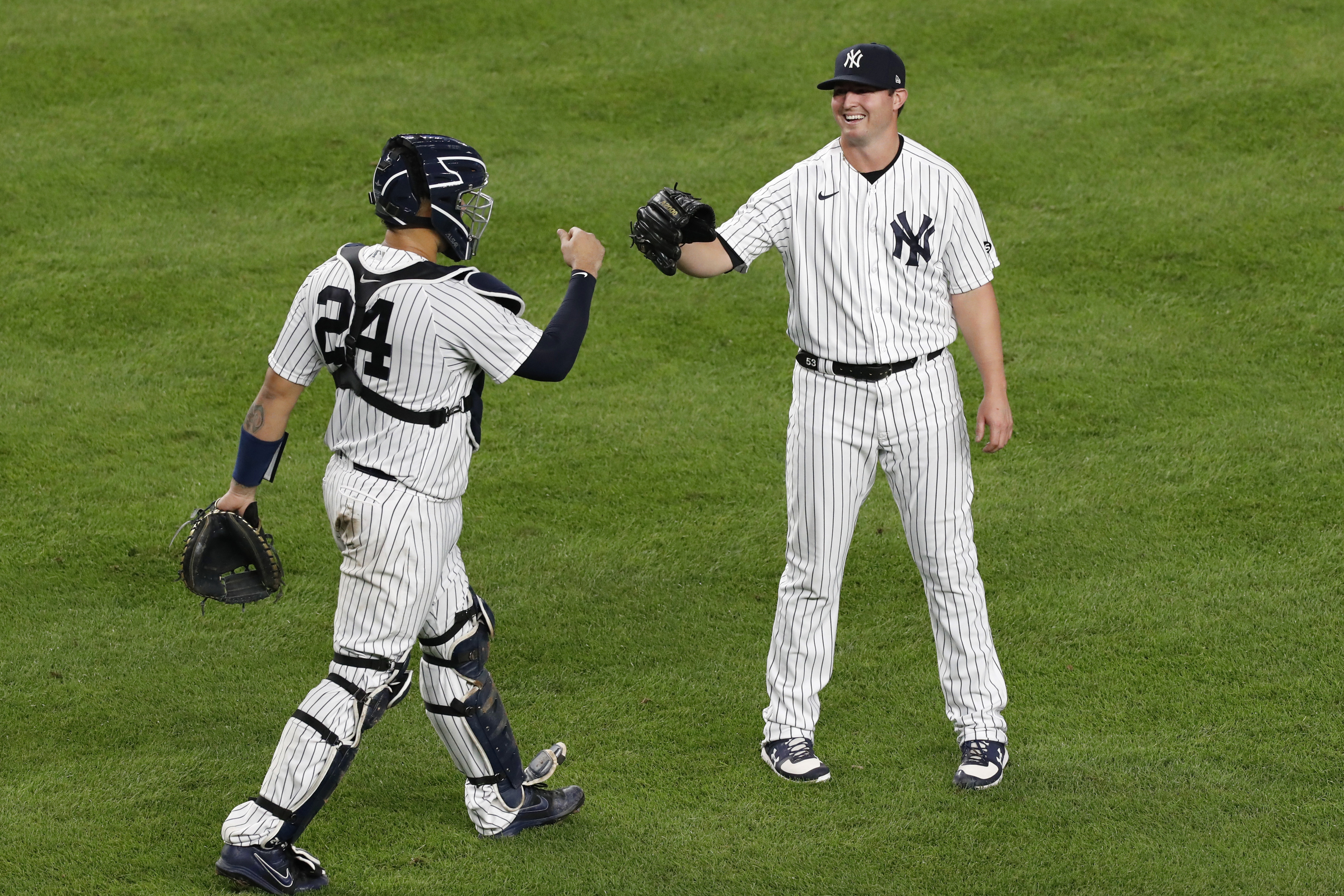 New York Yankees OF Mike Tauchman exits game calf injury - Sports