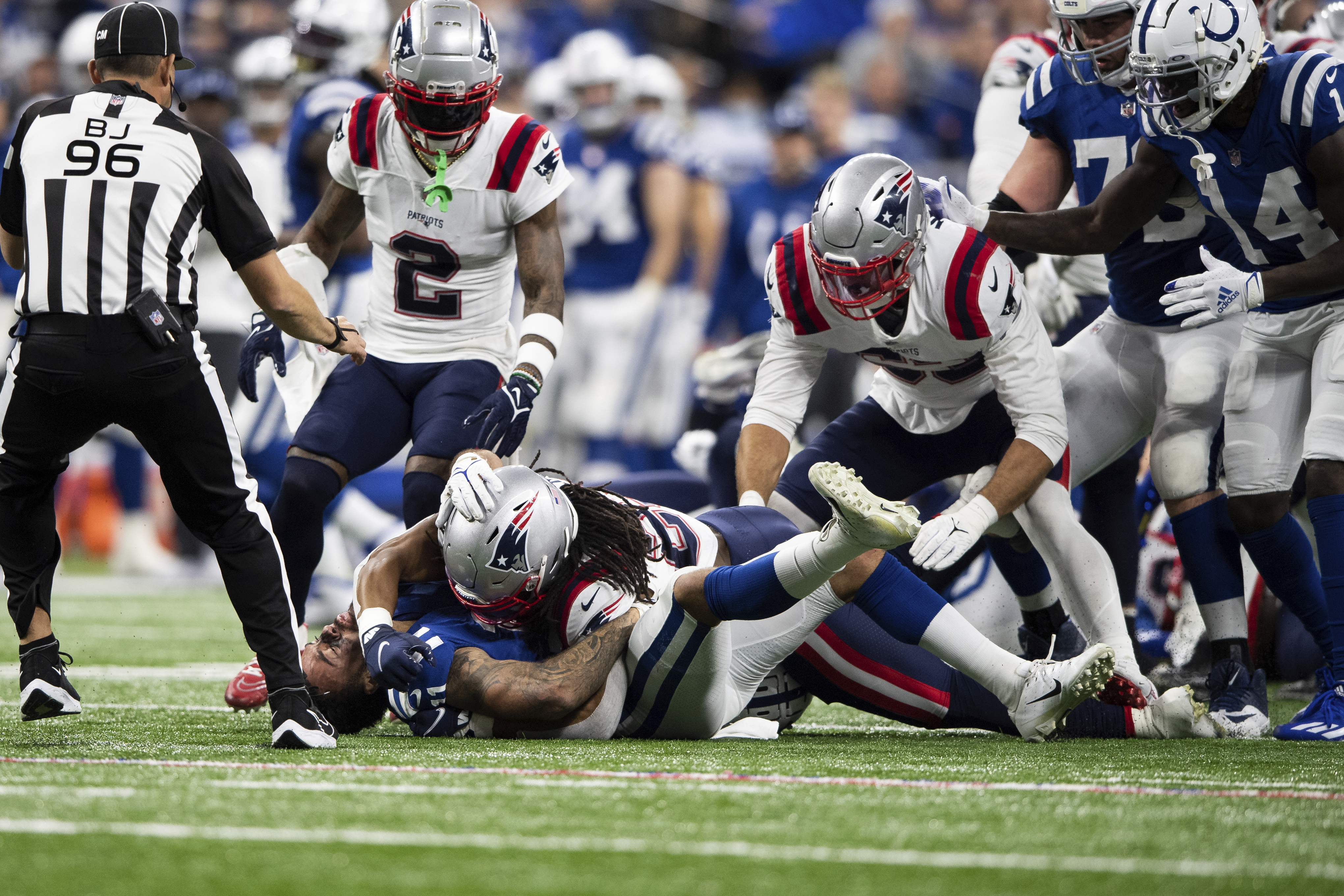 Patriots and Colts set to battle on Sunday night