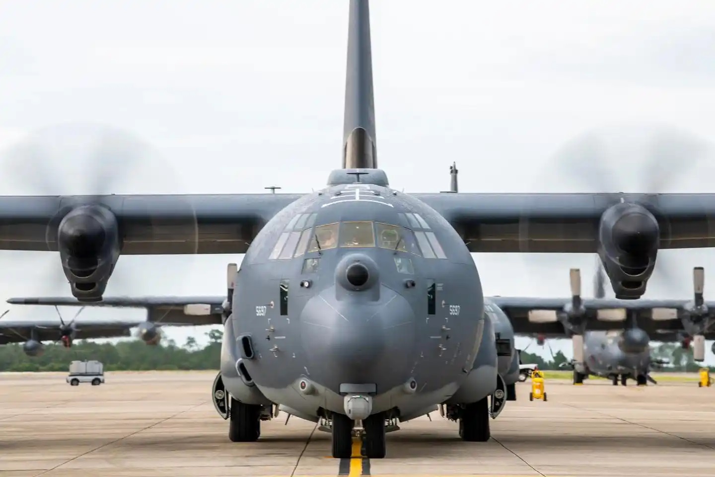 Steelers visit 171st > 171st Air Refueling Wing > Article Display