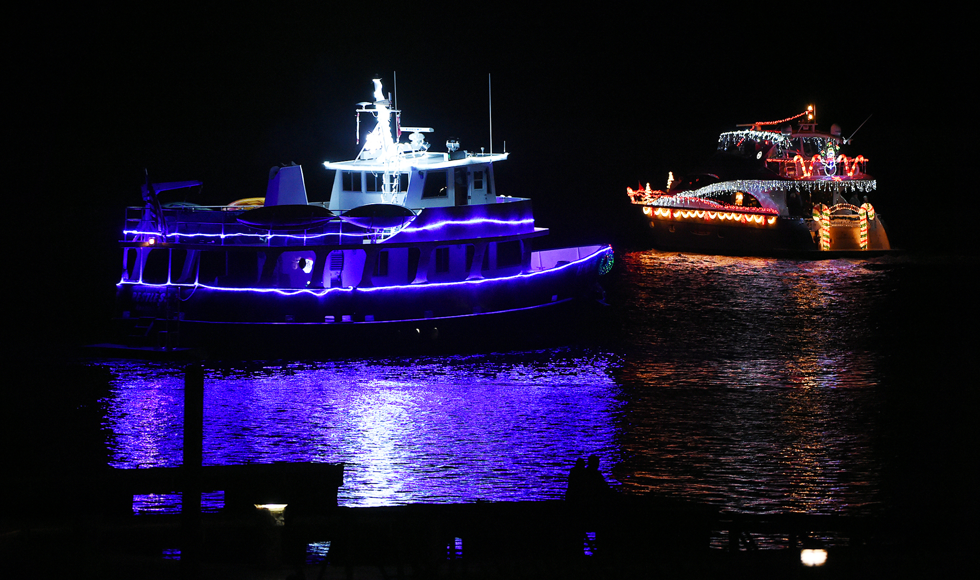 East Lake Christmas Boat Parade 2022 Elves And Outboards: Christmas Boat Parades Planned Throughout State -  Al.com