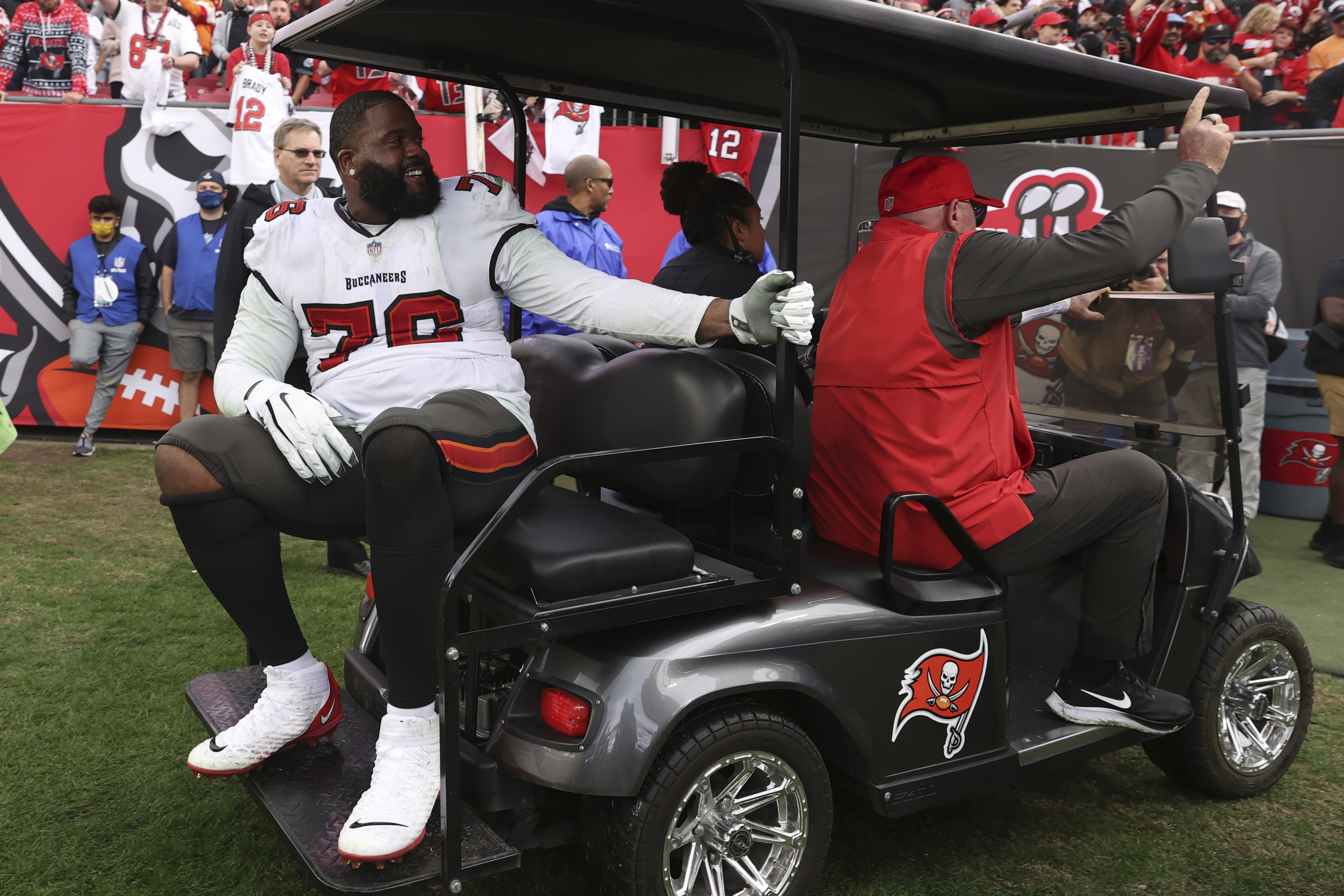 CHARLOTTE, NC - OCTOBER 23: Tampa Bay Buccaneers offensive tackle Donovan  Smith (76) during an NFL