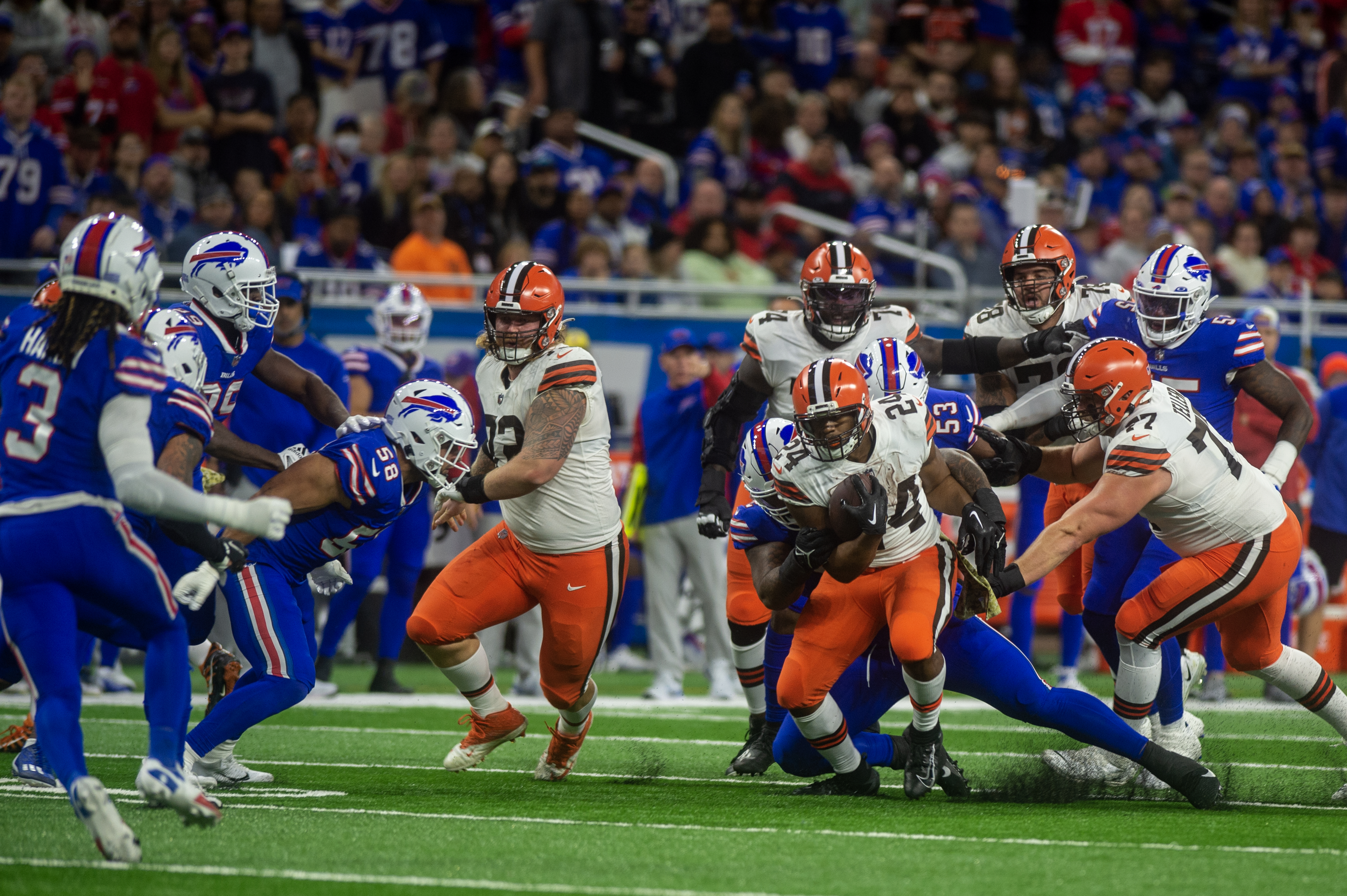 FILE - Cleveland Browns running back Nick Chubb (24) rushes during the  first half of an NFL football game against the Buffalo Bills, Sunday, Nov.  20, 2022, in Detroit. Chubb was the