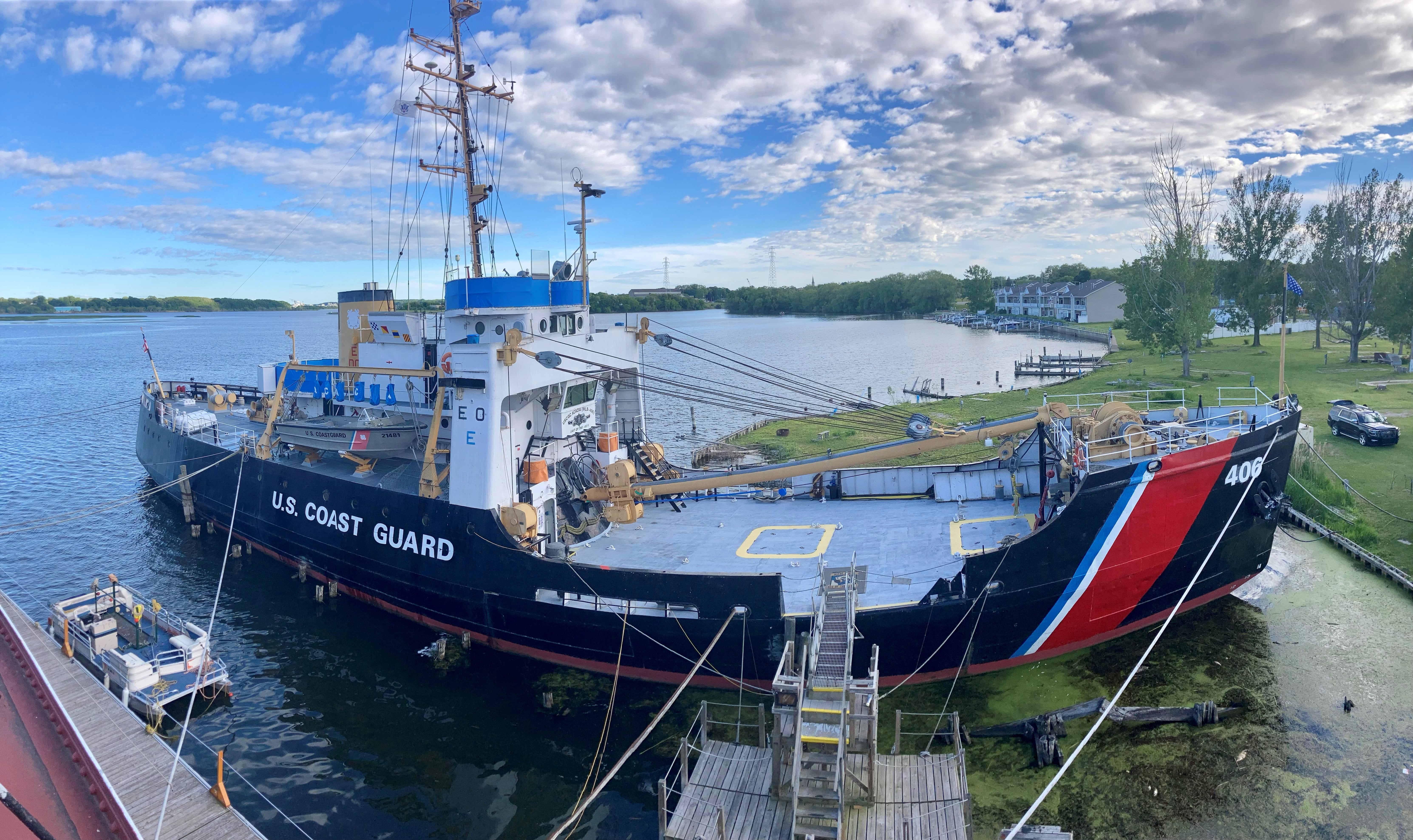 USCGC Acacia open for tours - mlive.com