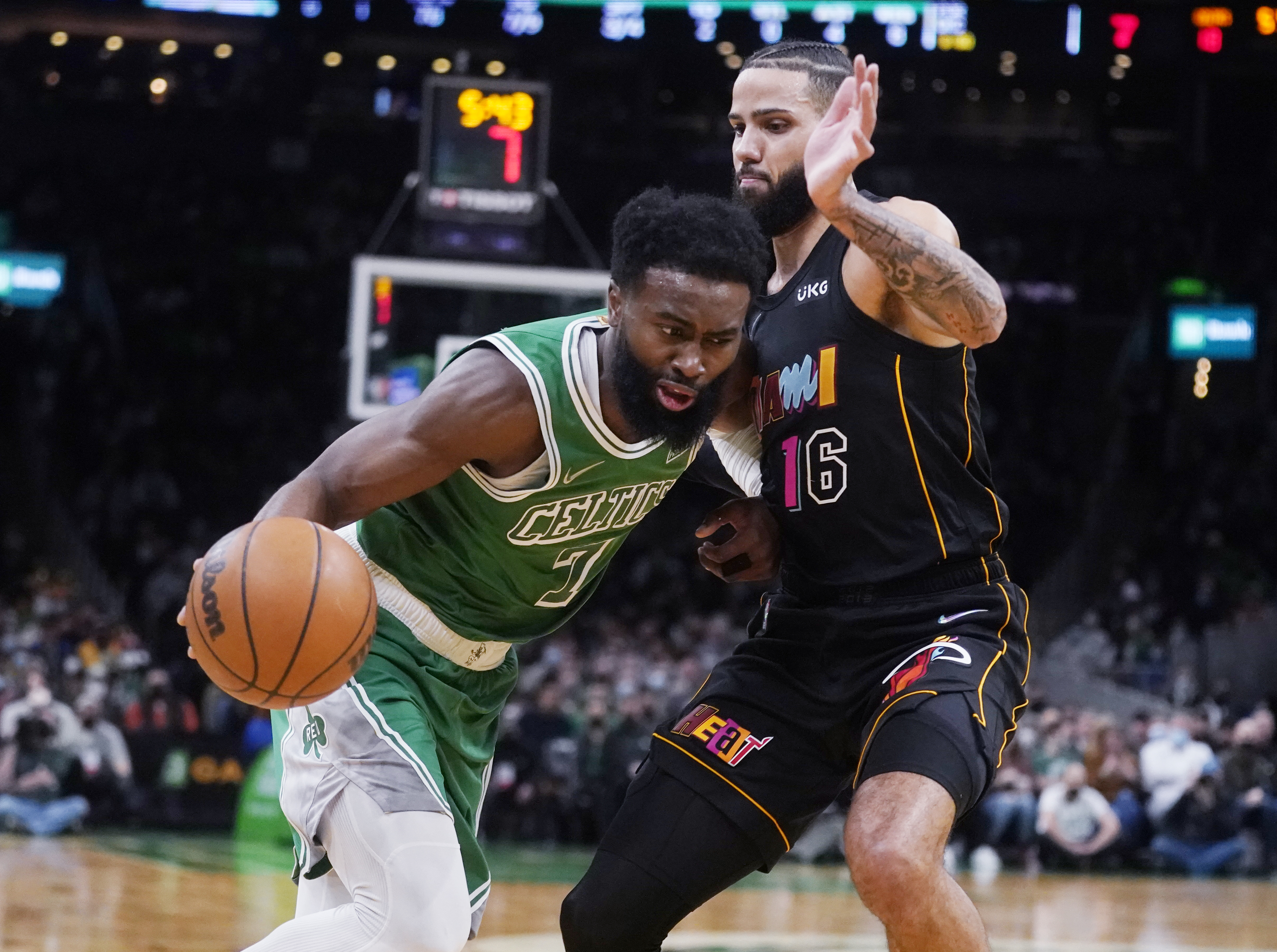 NBA Notebook: Jaylen Brown and Jayson Tatum want to make the All-Defense  team