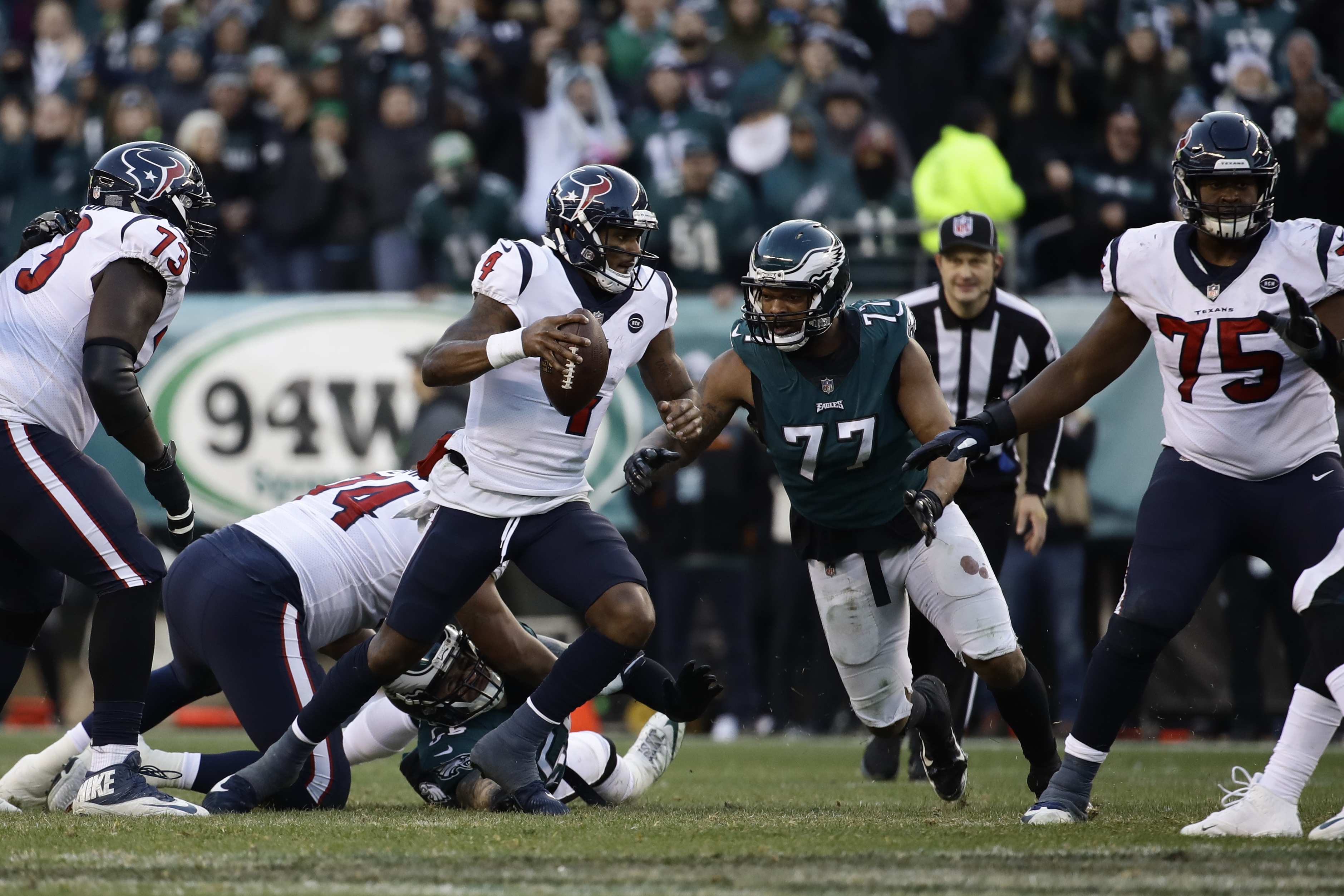 Eagles are in best position to trade for Texans' Deshaun Watson