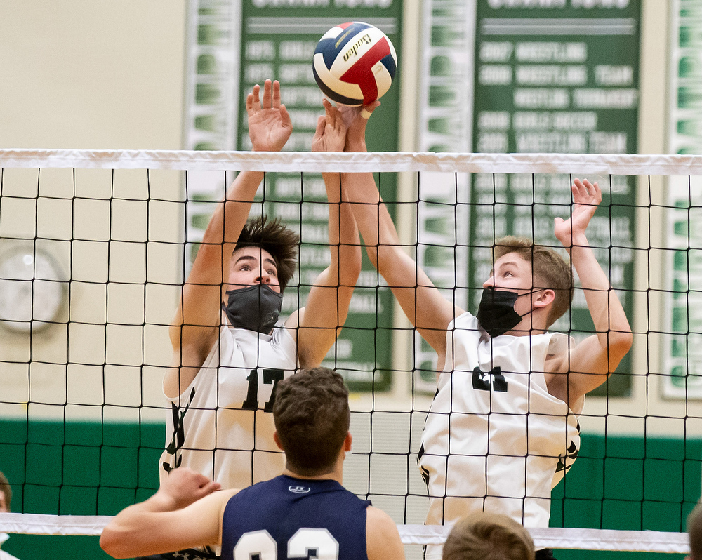 Central Dauphin defeated Chambersburg 30 in PIAA D33A boys volleyball