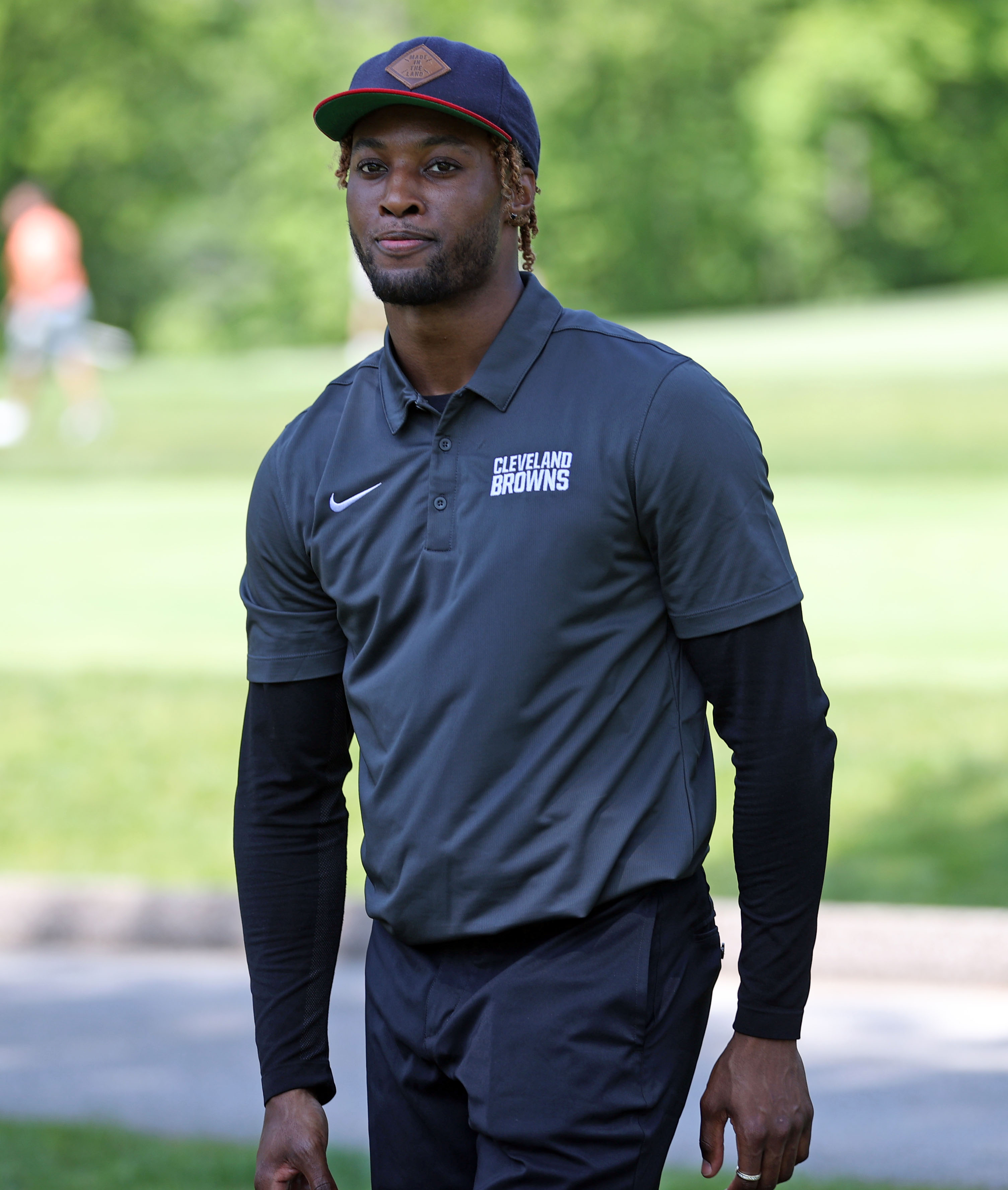 cleveland browns golf shirt