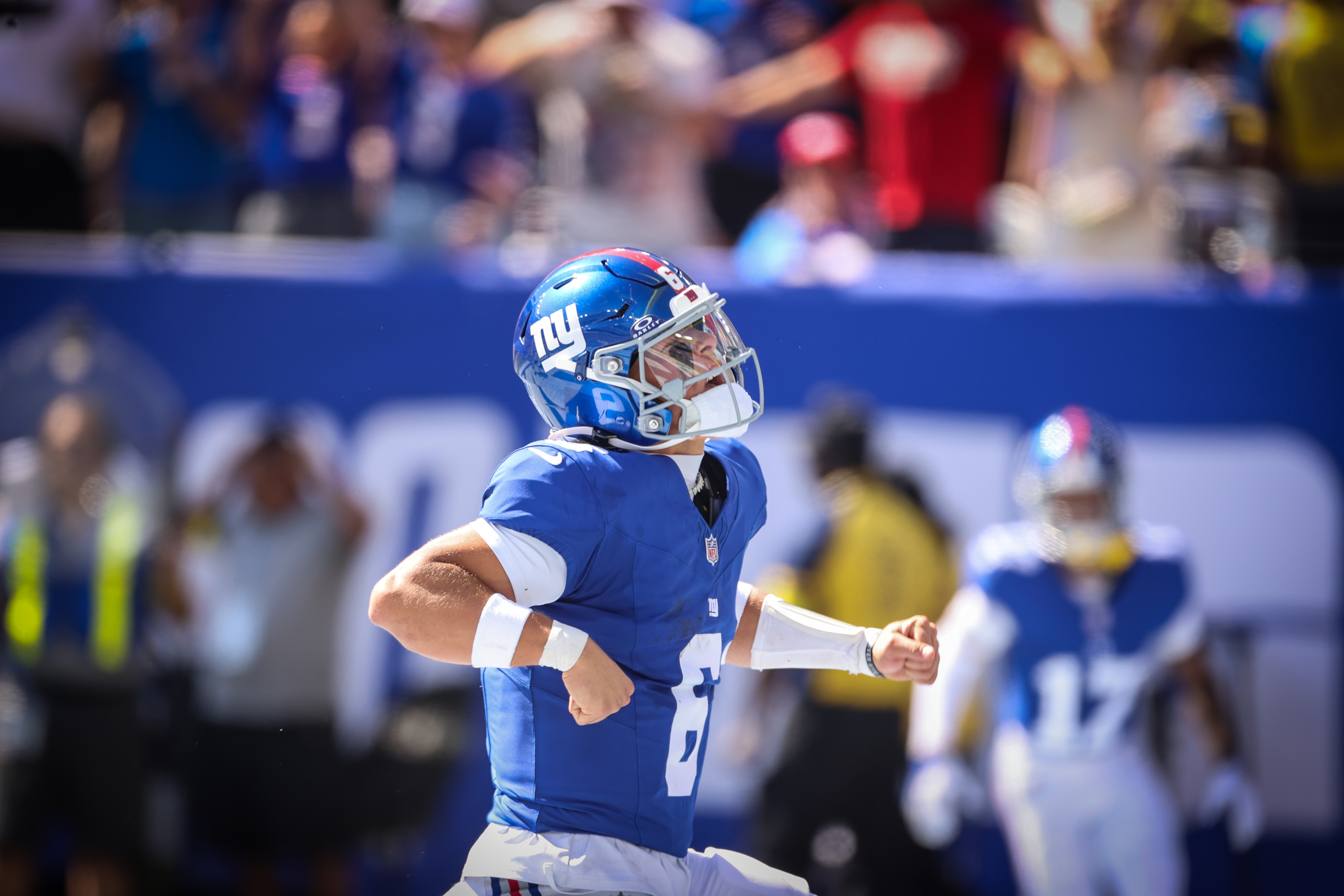 Giants' Jaxson Dart arrives: Rookie QB stuns Chargers after Malik