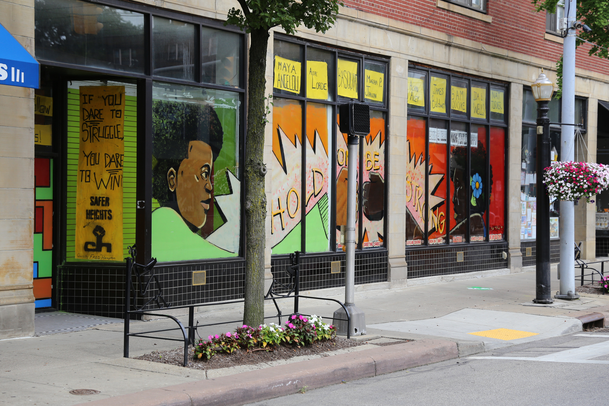 Coventry's \, image size:2000x1333