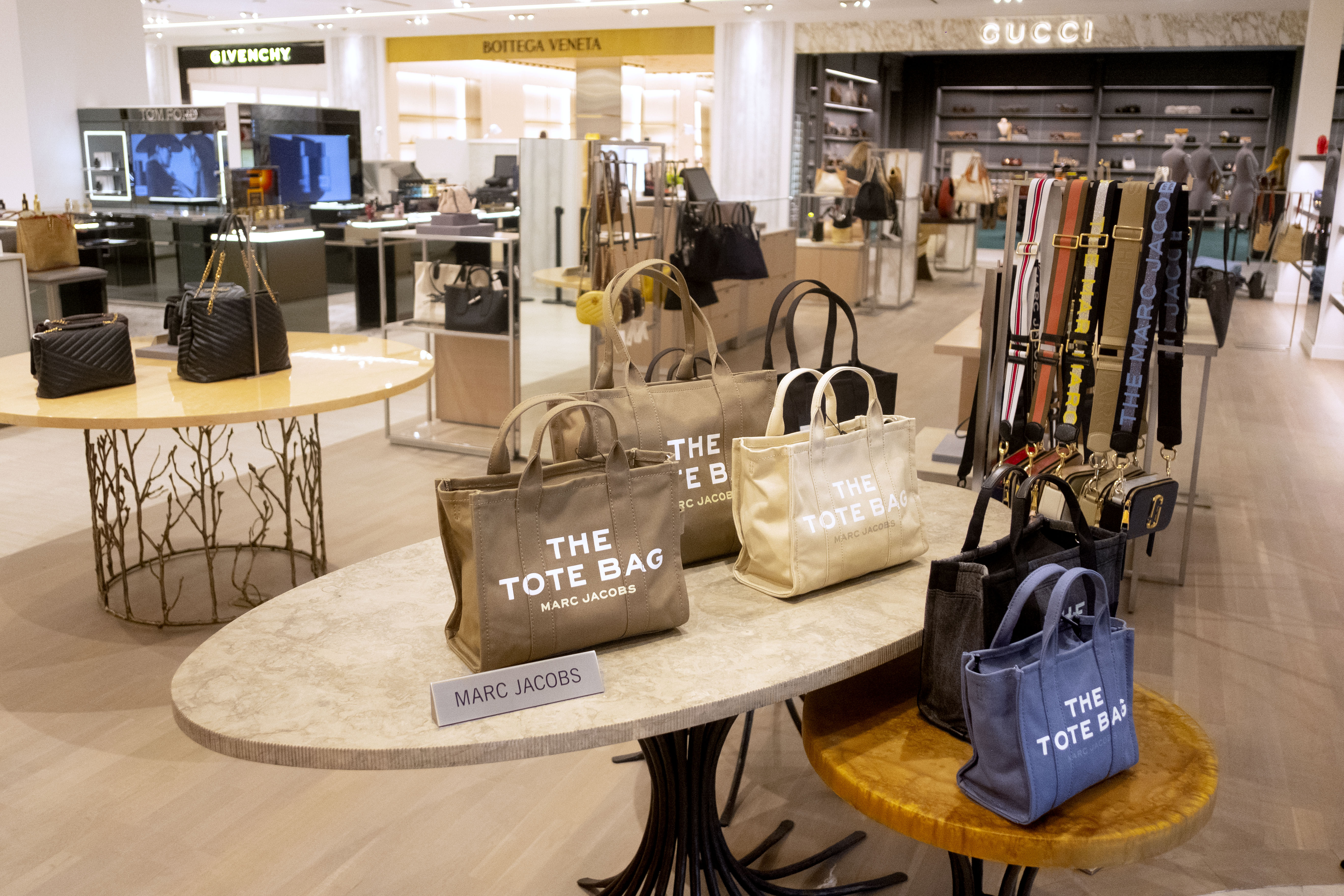 American Dream mall opens luxury wing today including Saks Fifth Avenue's  return to N.J. 