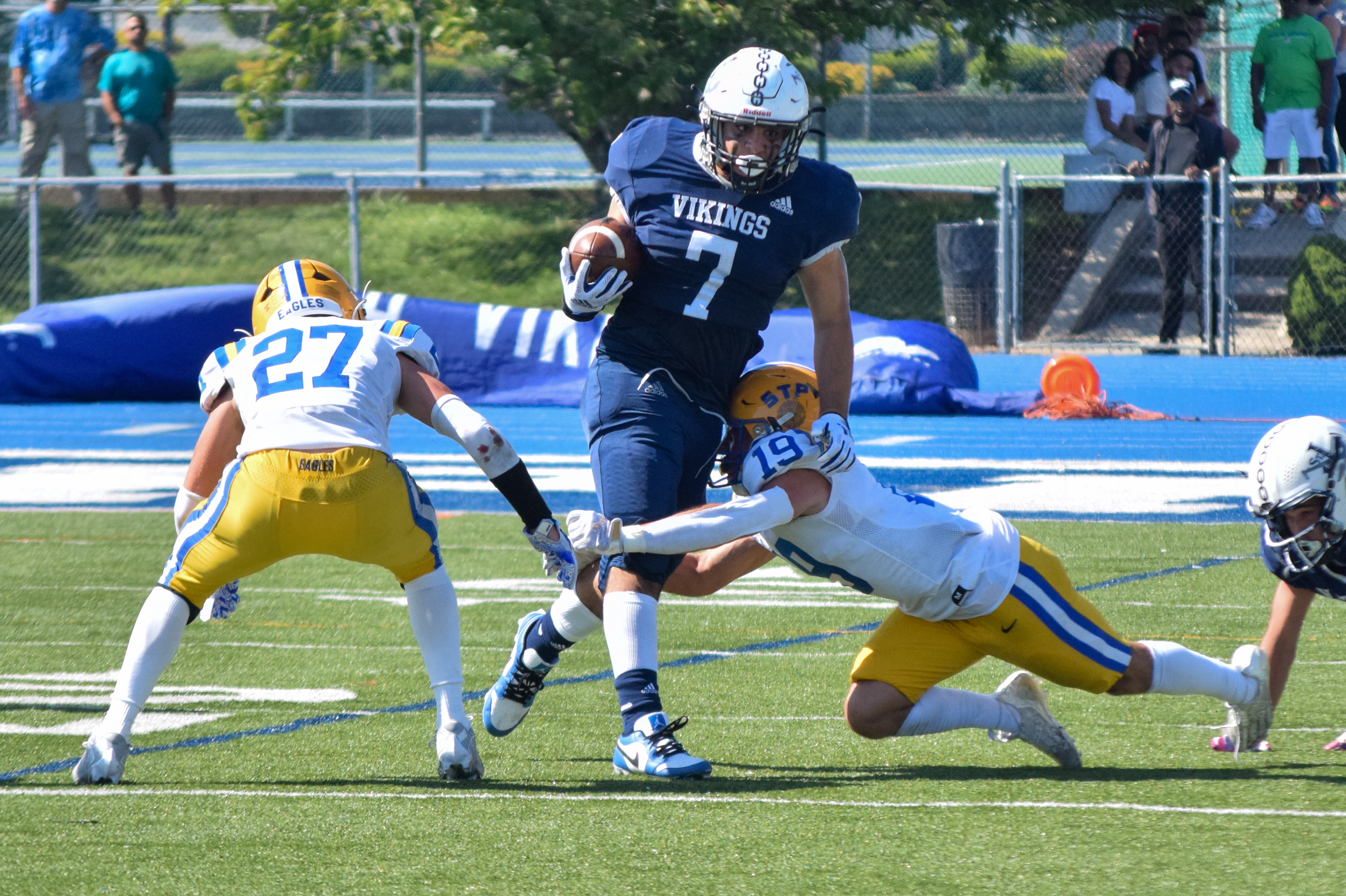 PSAL, CHSFL postpone all football games today because of rain 