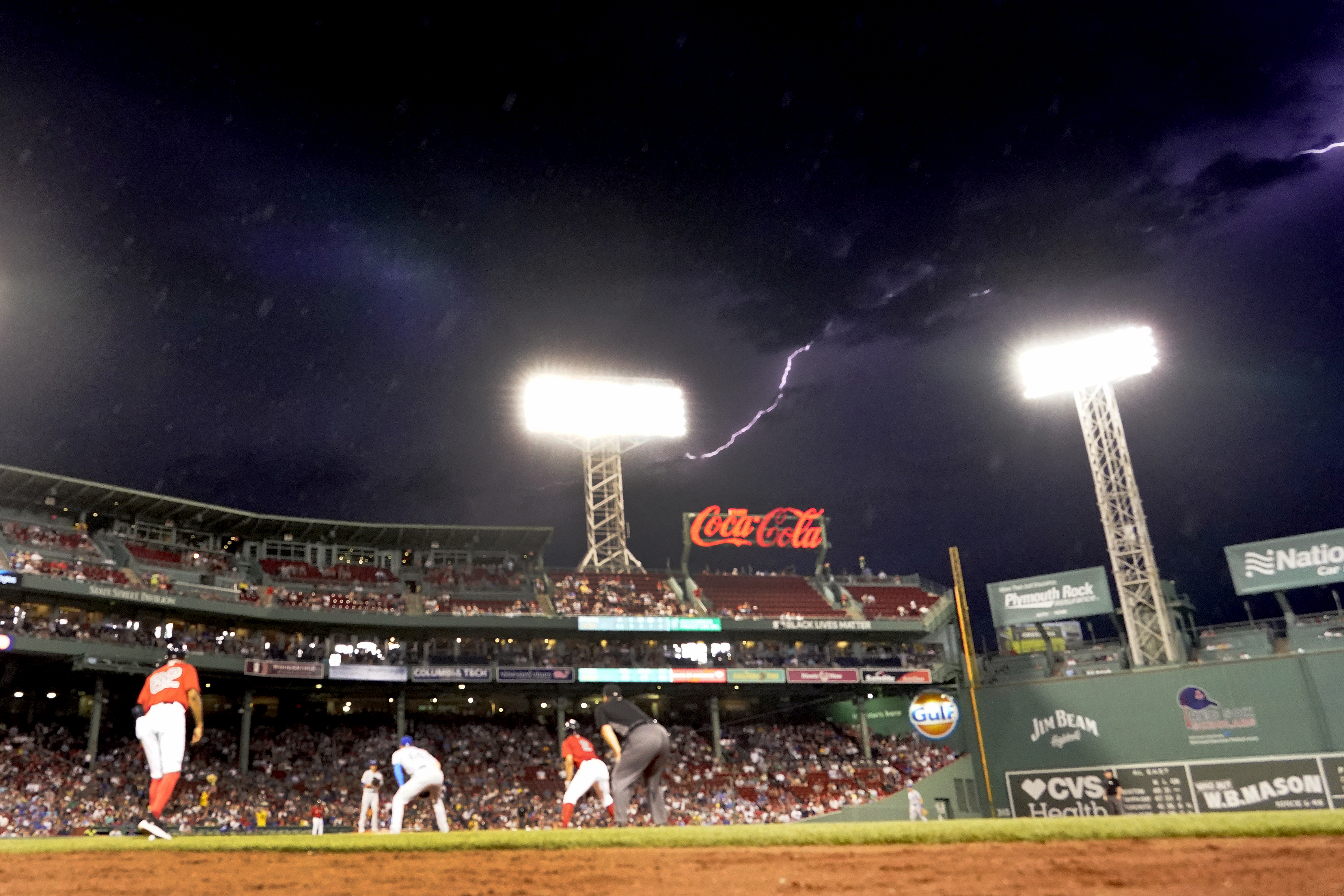 Red Sox considering earlier starts for night games at Fenway Park