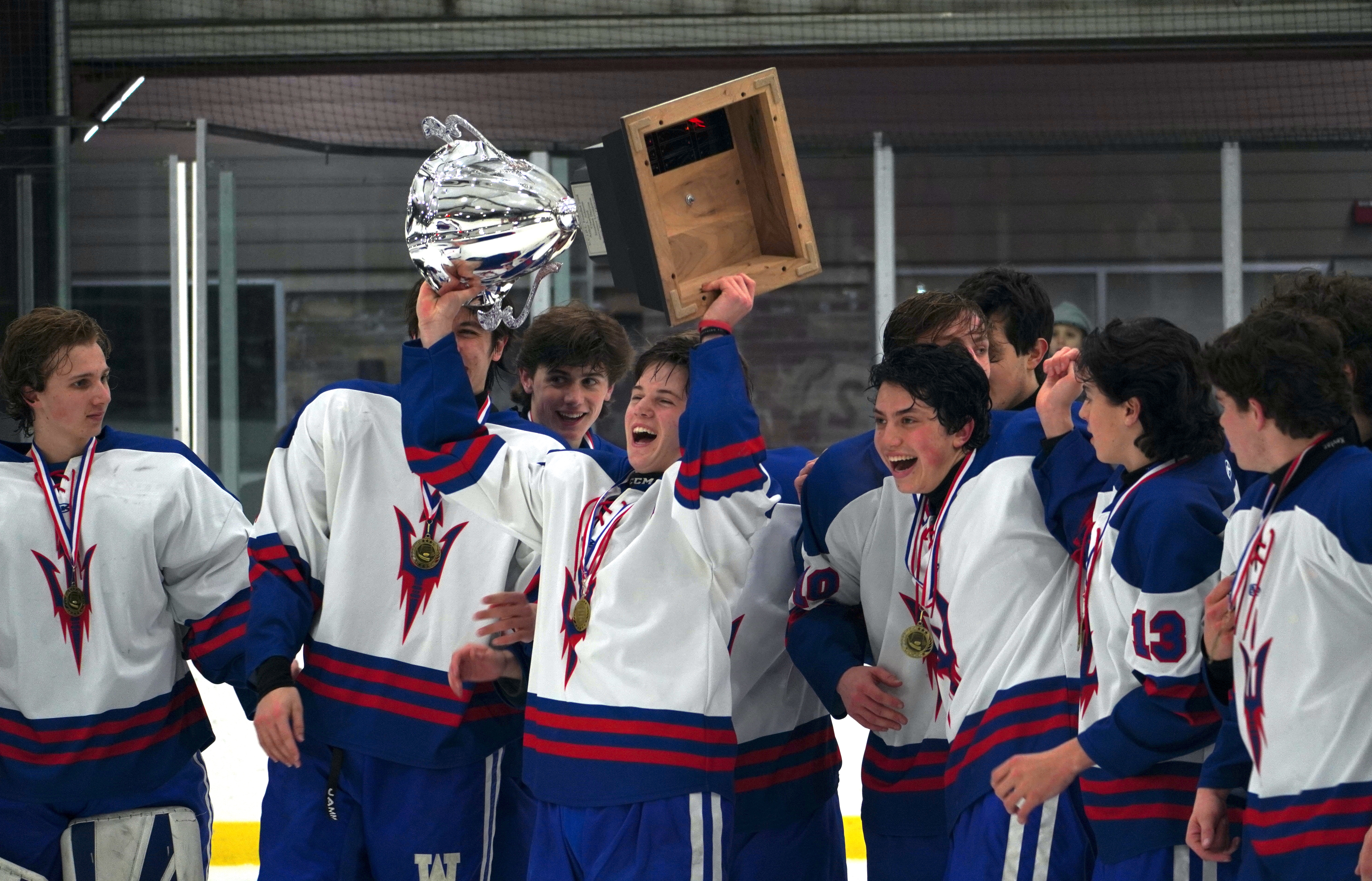 Westfield hockey club puts championship on ice • Current Publishing