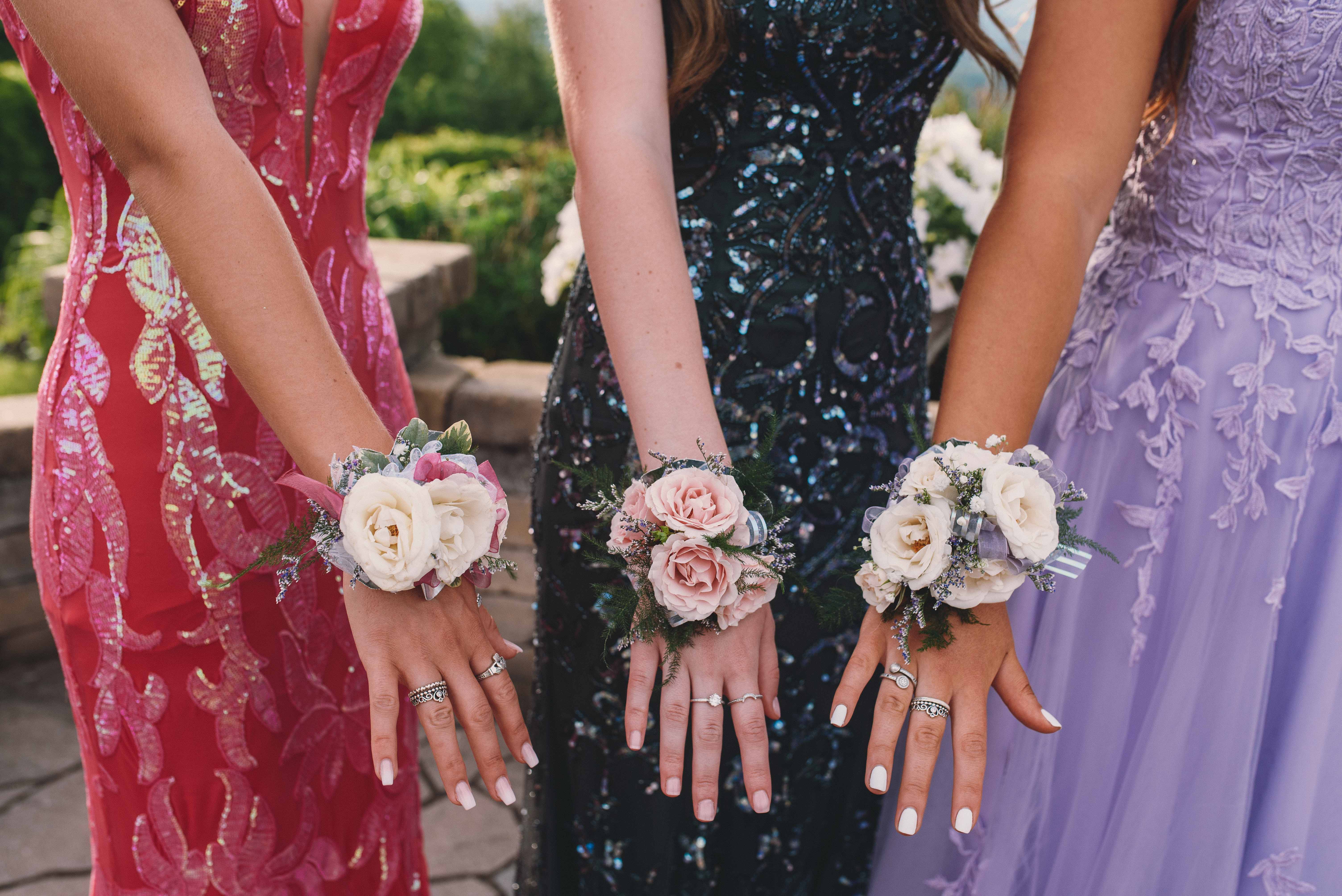 2021 Prom Photos: West Springfield High School Prom at the Log Cabin In ...