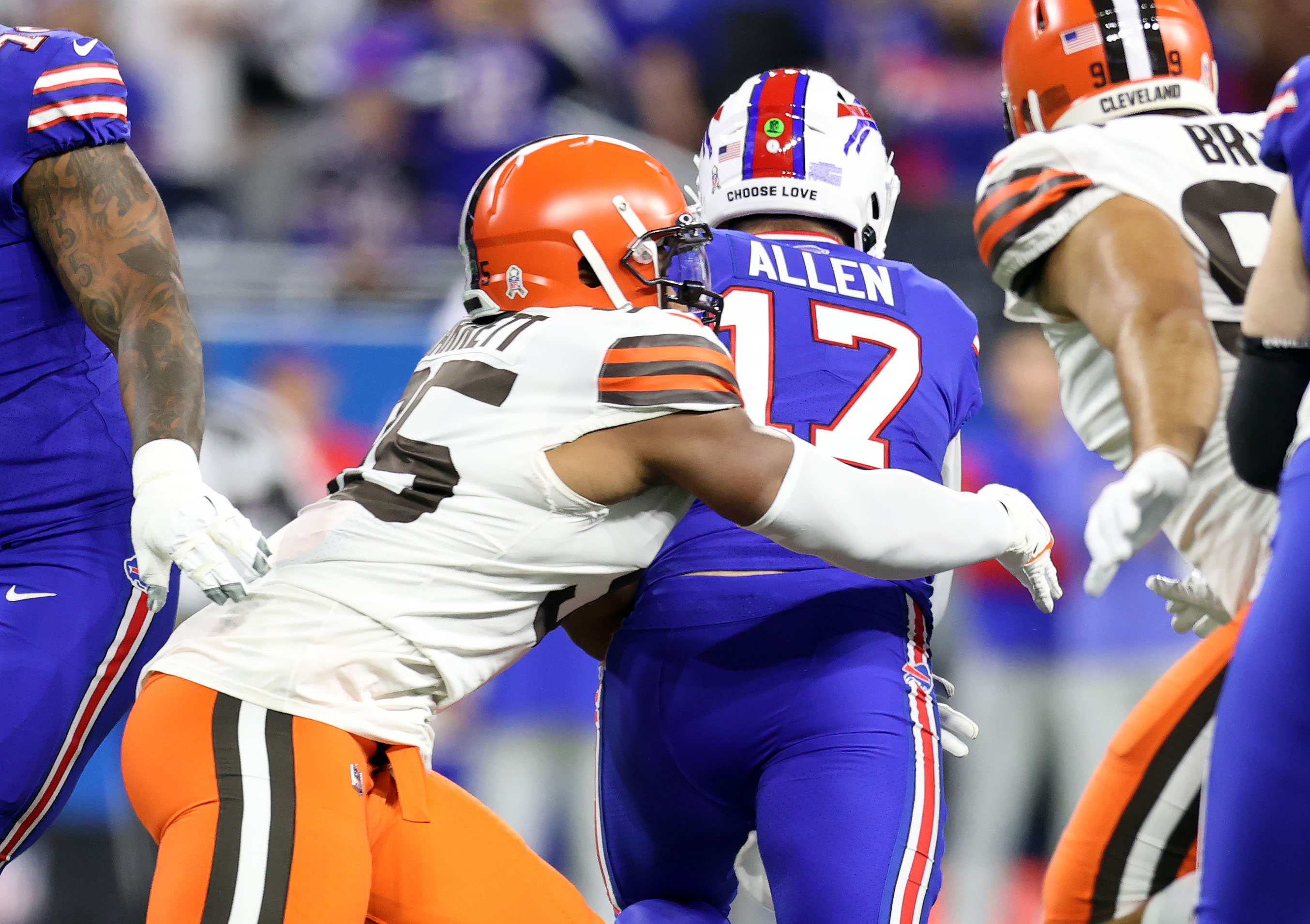 Browns defense comes through with takeaways, but it's not enough: Ashley  Bastock 