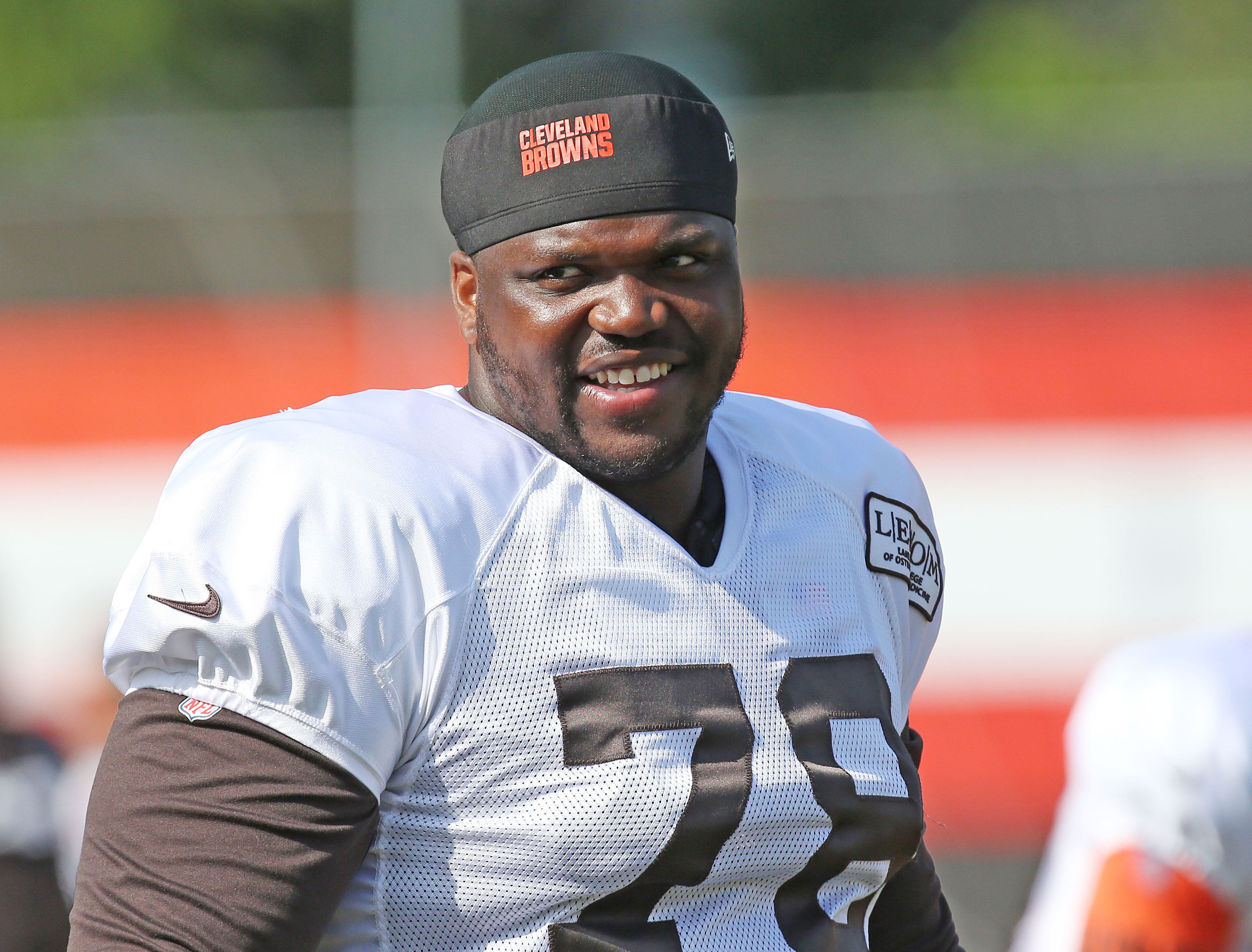 Can the Browns win with a rookie left tackle? Six high picks who