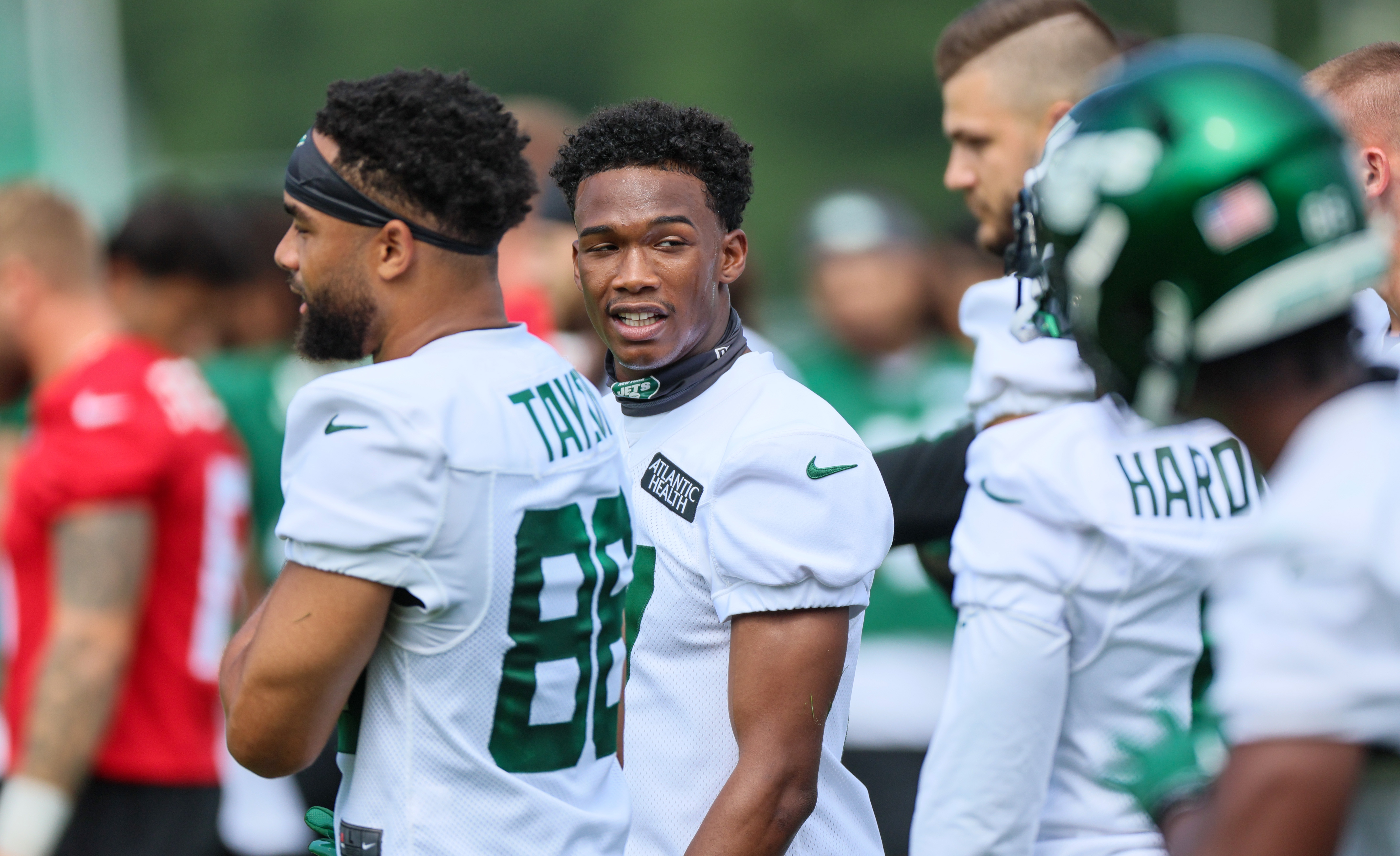 Max Mitchell Gets Jets Fans Hyped at Back Together Saturday