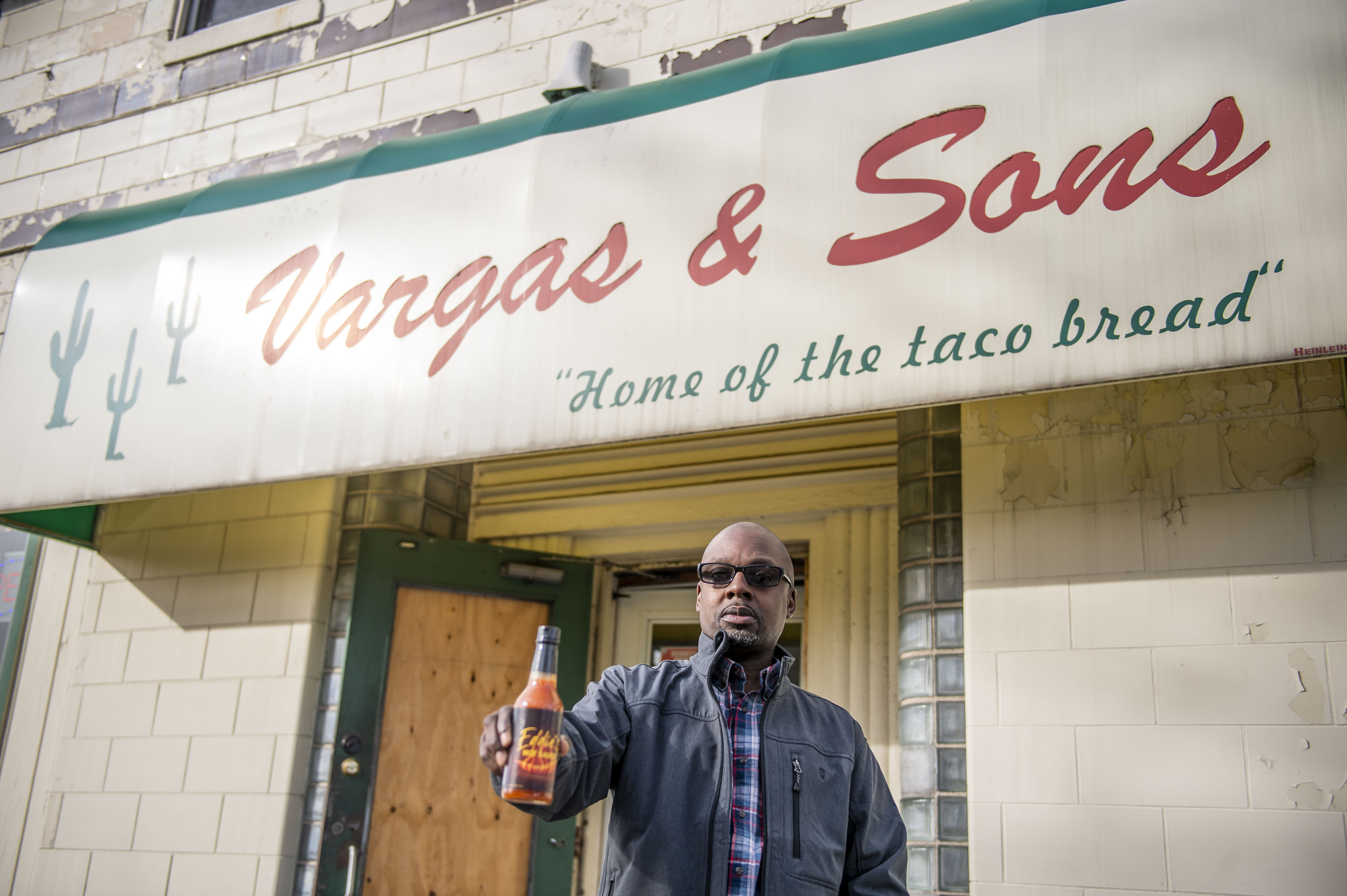 Eddie’s Hot Sauce ‘flying off the shelves’ in Saginaw and beyond