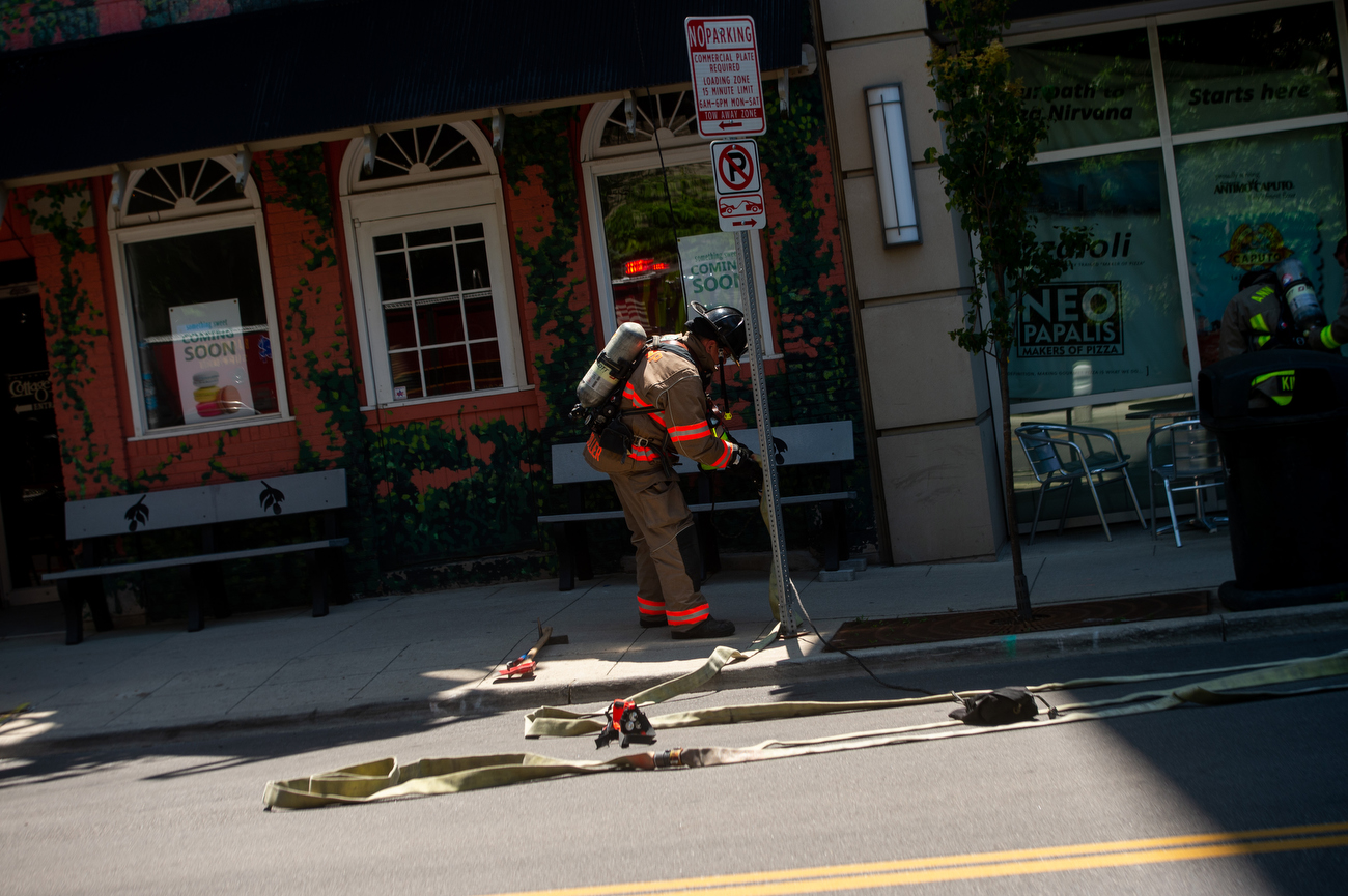 Fire above NeoPapalis Pizza in Ann Arbor leads to evacuation of Z West ...