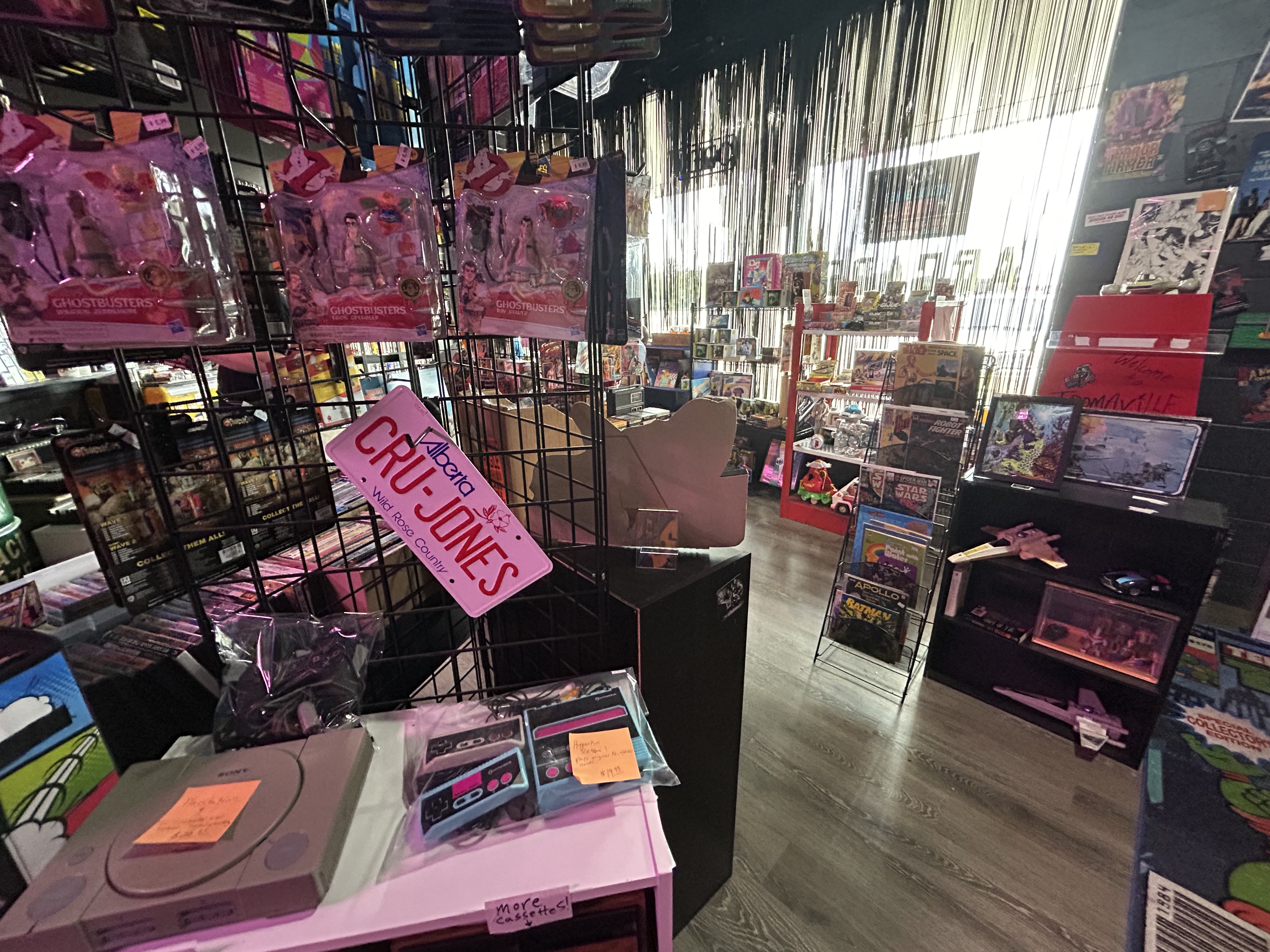 Local vintage arcade closes its doors after 3 years - mlive.com