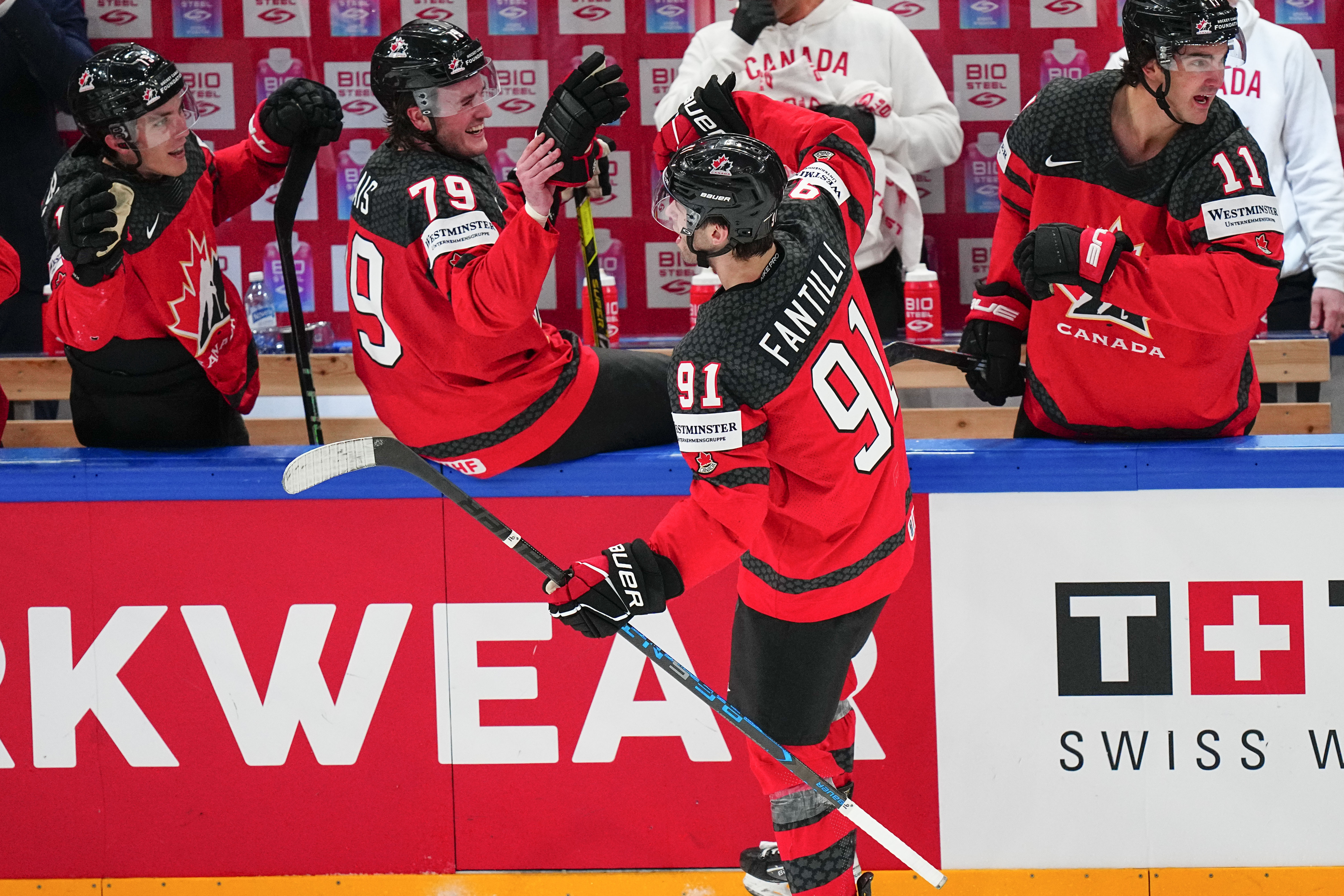 Michigans Adam Fantilli scores winner as Canada reaches gold medal game at Worlds