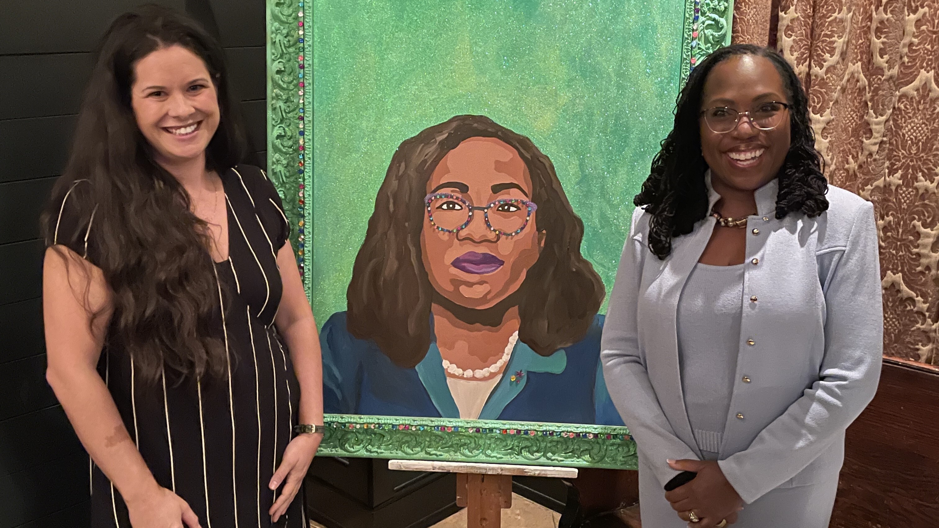 Birmingham artist shows 'spectacular' portrait to Justice Ketanji Brown  Jackson 