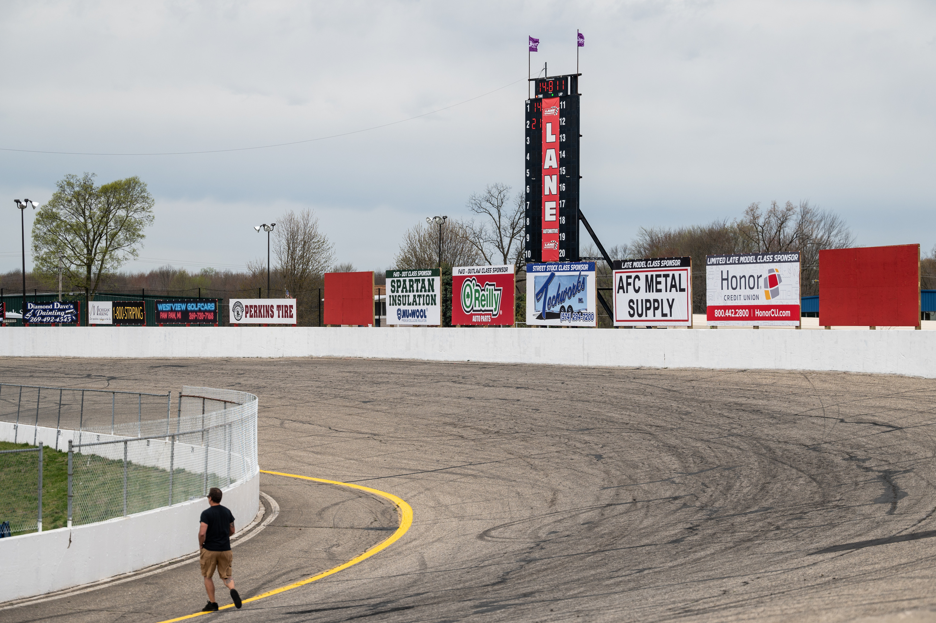 Kalamazoo Speedway shows off new grandstands, drift team - mlive.com