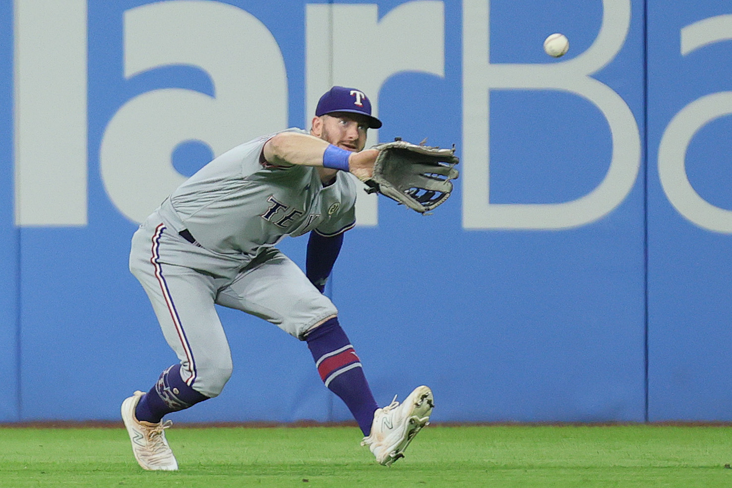 Lucas Giolito strikes out 12 as Guardians defeat Rangers 12-3